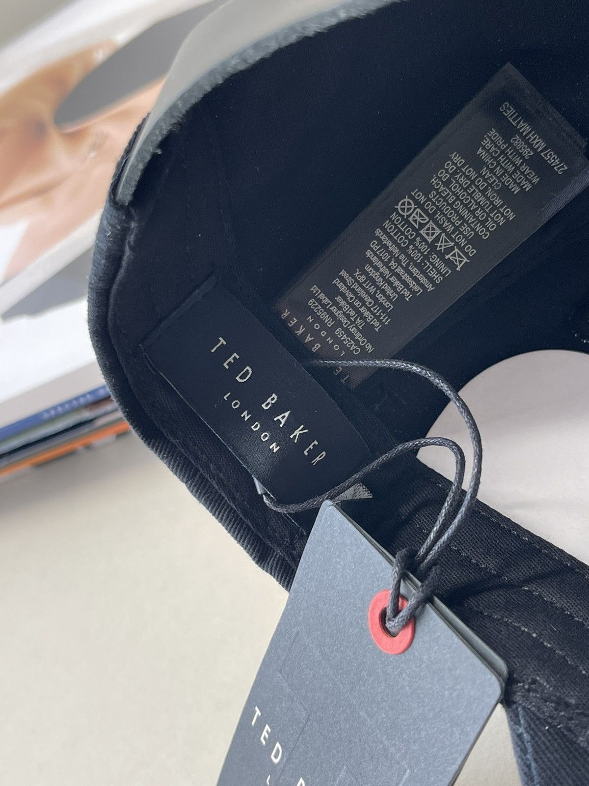 Ted Baker (new+tag) Ted Baker London black men hat cap leather strap Size ONE SIZE - 9 Thumbnail