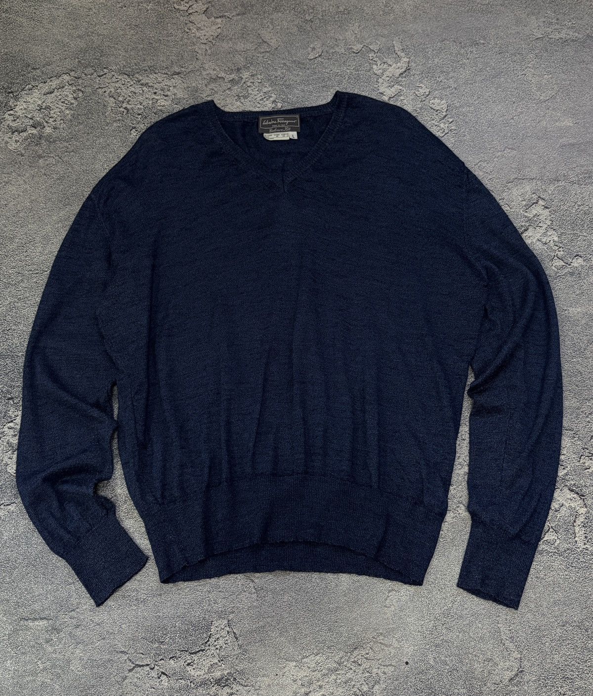 Salvatore Ferragamo Salvatore Ferragamo Cashmere Silk V-Neck Blue L Italy Size US L / EU 52-54 / 3 - 3 Thumbnail