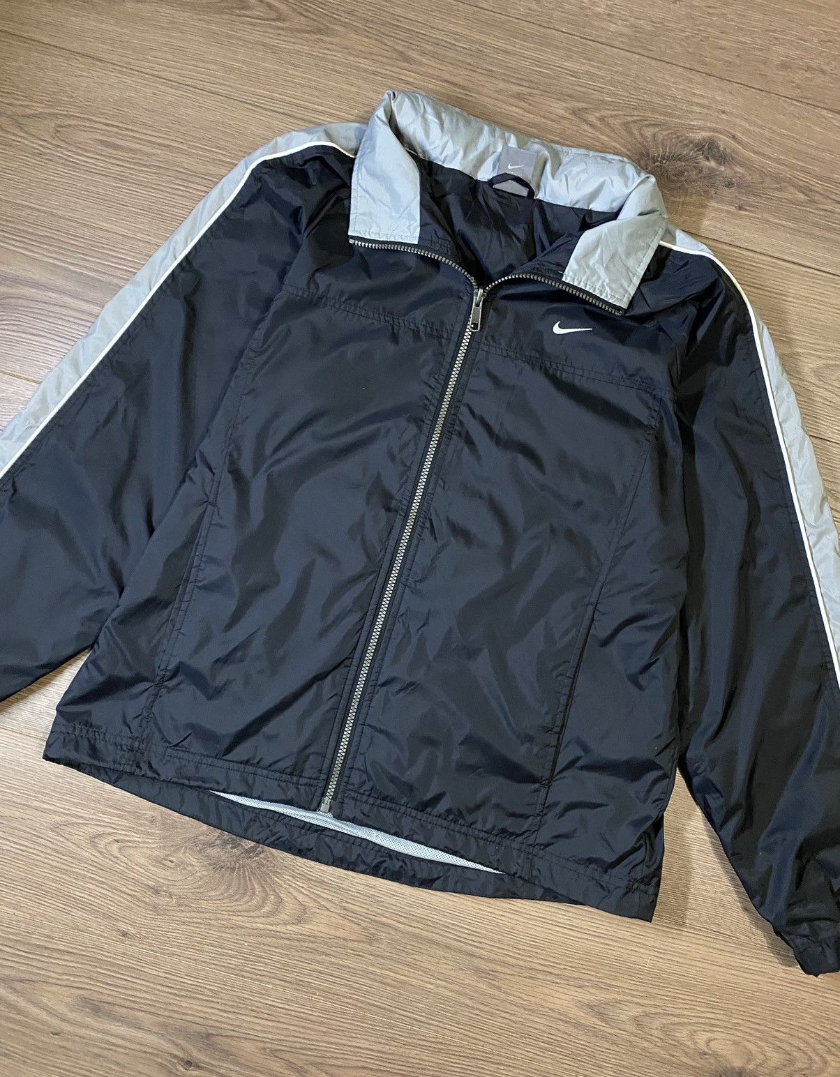 Nike × Vintage Vintage Nike Track Nylon Drill Light Jacket Black Size M Size US M / EU 48-50 / 2 - 4 Thumbnail
