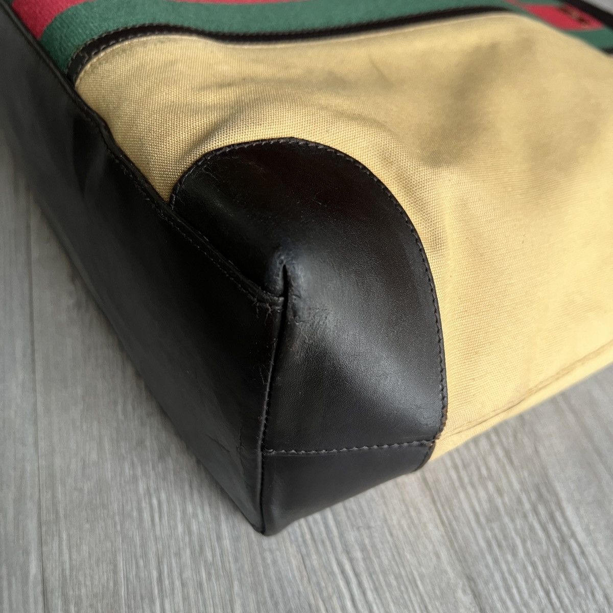 Gucci × Vintage Authentic Gucci web tote bag vintage Size ONE SIZE - 5 Thumbnail