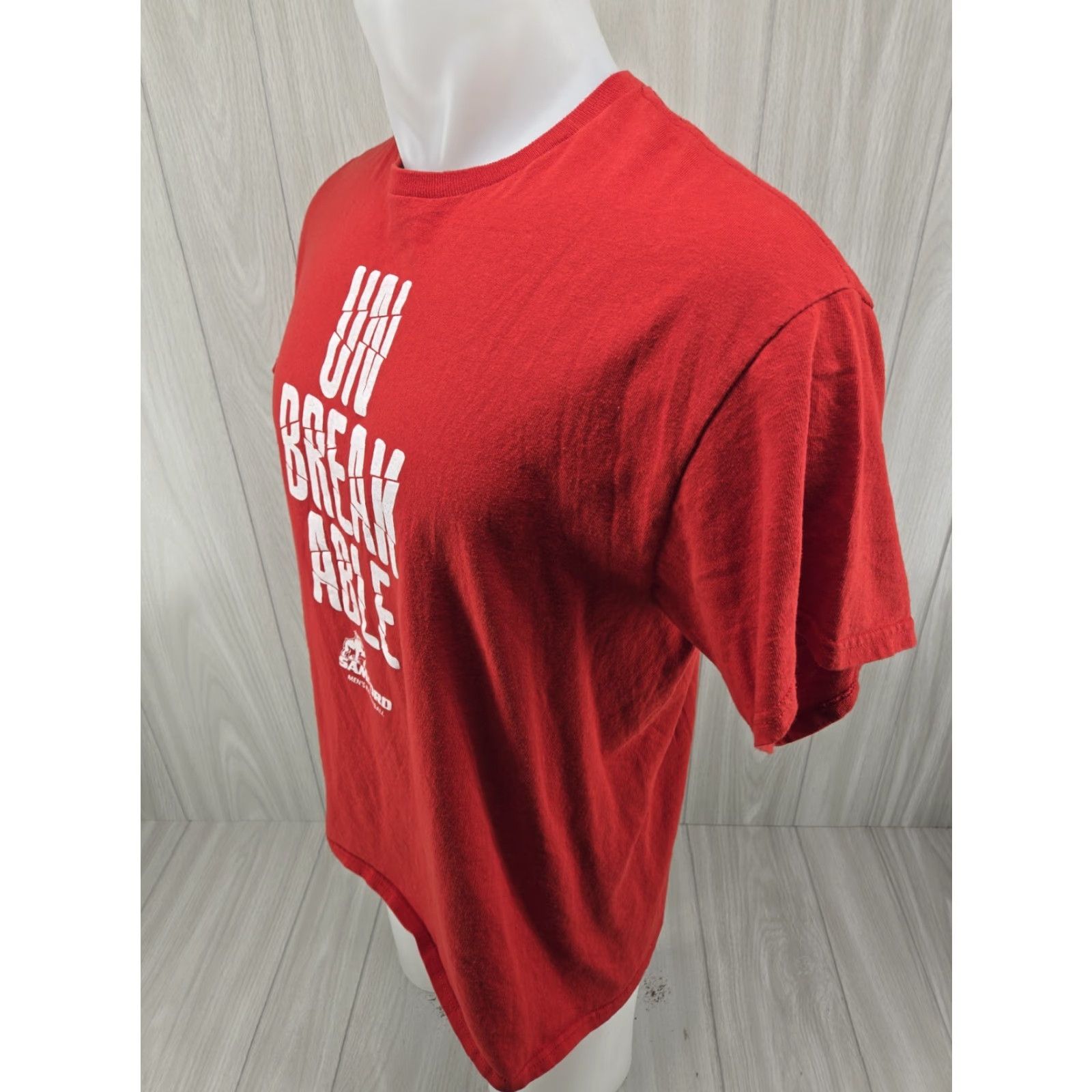 Delta Samford University Bulldogs Mens Basketball UNBREAKABLE T-Shirt Red Size Large Size US L / EU 52-54 / 3 - 5 Thumbnail