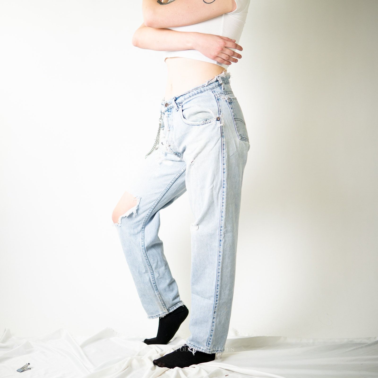 Levi's Vtg90s THRASHED Ripped Distressed Levi Silvertab Baggy Jeans Size 30" / US 8 / IT 44 - 4 Thumbnail