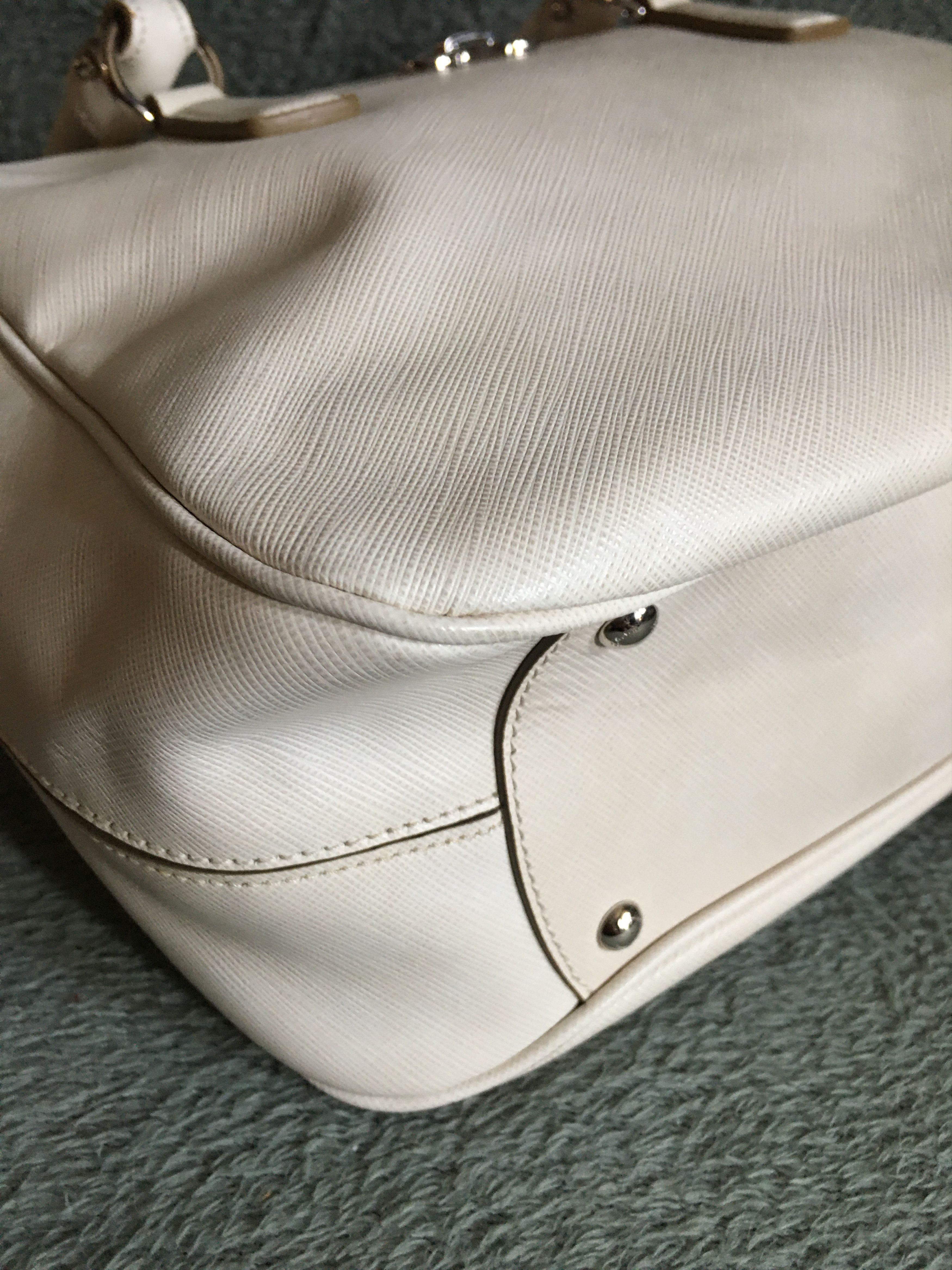 Salvatore Ferragamo Salvatore Ferragamo Cream Saffiano Leather Satchel Bag Size ONE SIZE - 11 Thumbnail