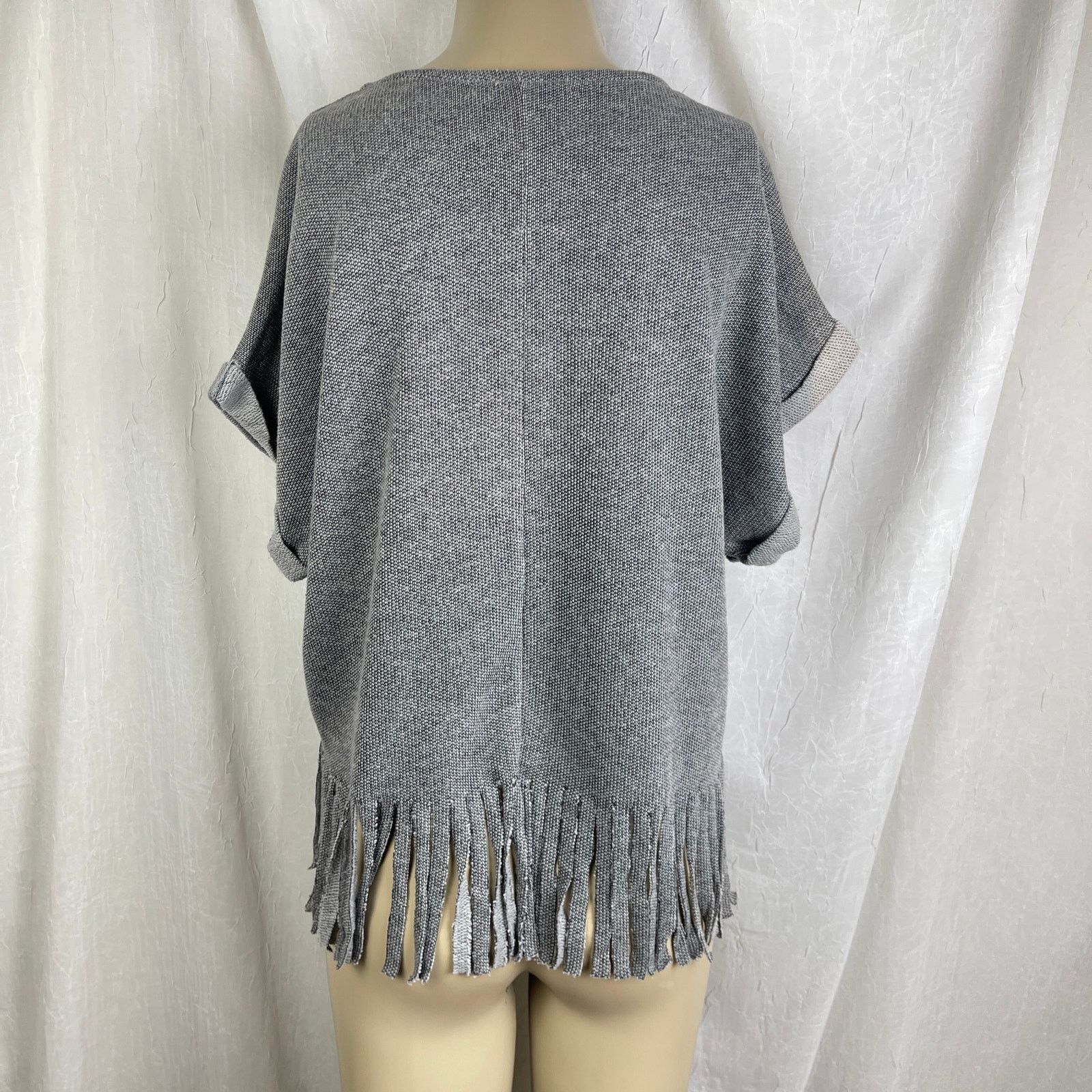 Forever 21 Forever 21 Grey Black Studded Fringe Top Southwestern Print Size S / US 4 / IT 40 - 9 Thumbnail