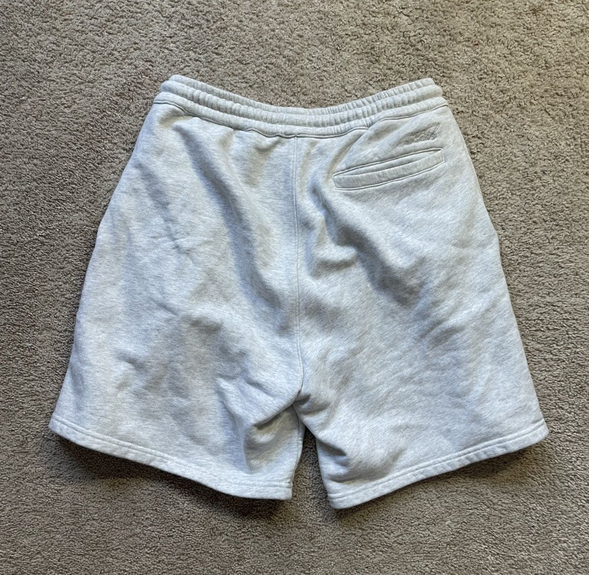Kith Kith Grey Sweat Short Size US 28 / EU 44 - 2 Thumbnail