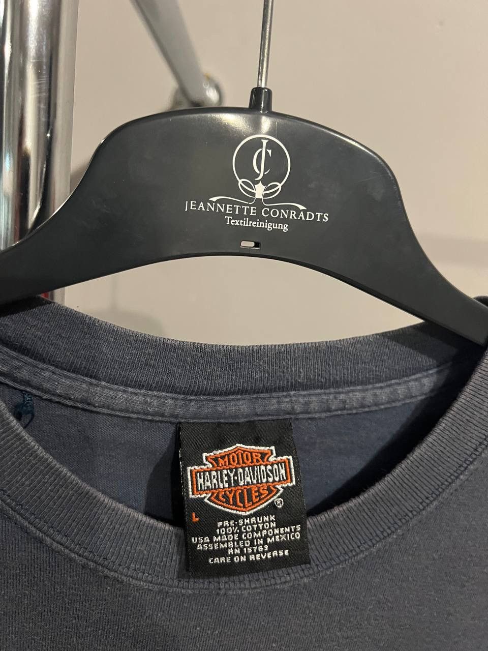 Harley Davidson 2001 HARLEY-DAVIDSON VINTAGE HANES AMERICAN EAGLE T SHIRT L Size US L / EU 52-54 / 3 - 11 Thumbnail