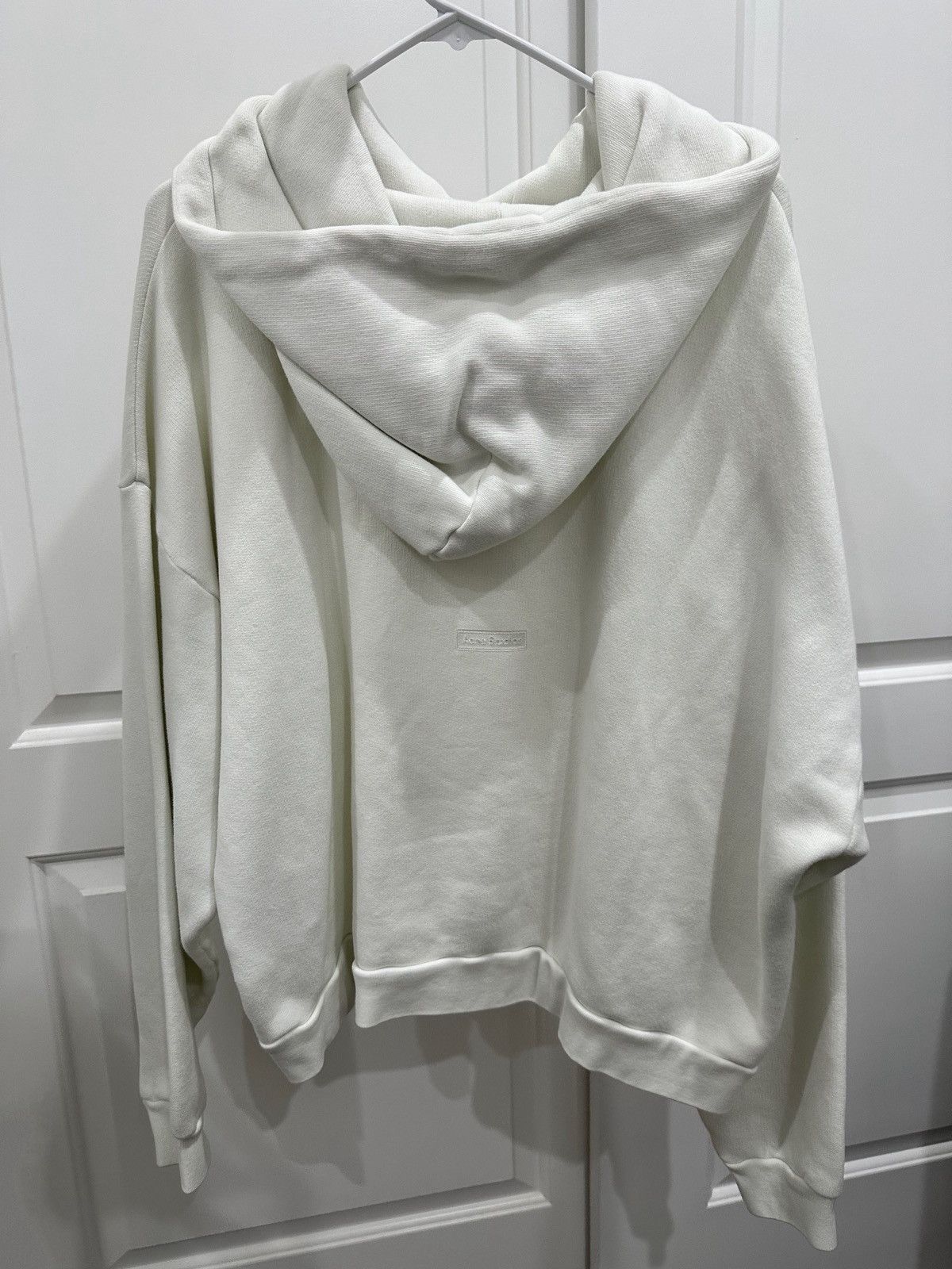 Acne Studios Acne Studios White Logo Patch Hoodie Size US S / EU 44-46 / 1 - 1 Thumbnail