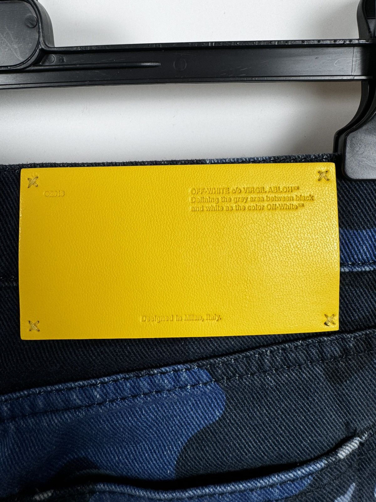 Off-White Off-White Camo Marina Jeans Size US 29 - 12 Thumbnail