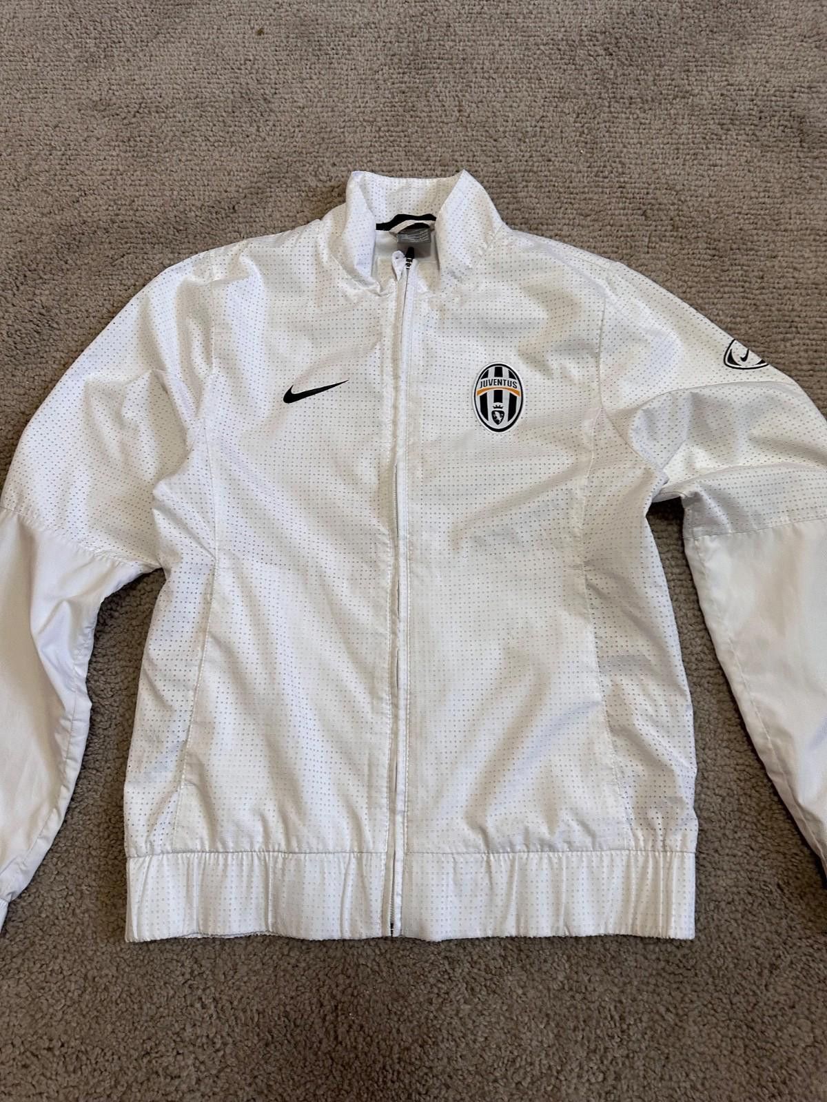 Nike Nike Juventus 2013/14 Football Soccer Track Jacket Sz S Size US S / EU 44-46 / 1 - 3 Thumbnail