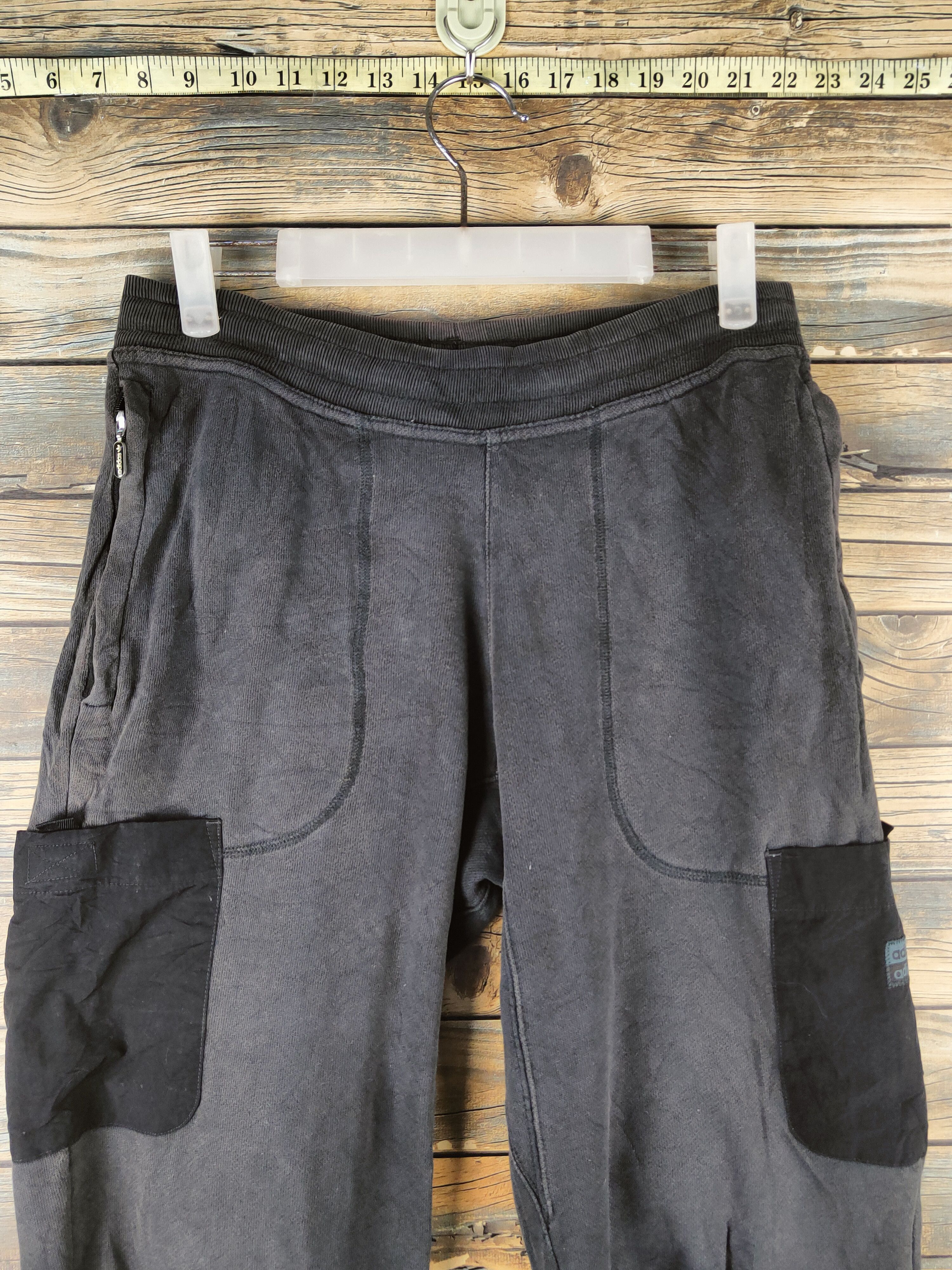 Adidas DISTRESSED Vintage Adidas Black Joggers Size US 27 - 2 Thumbnail
