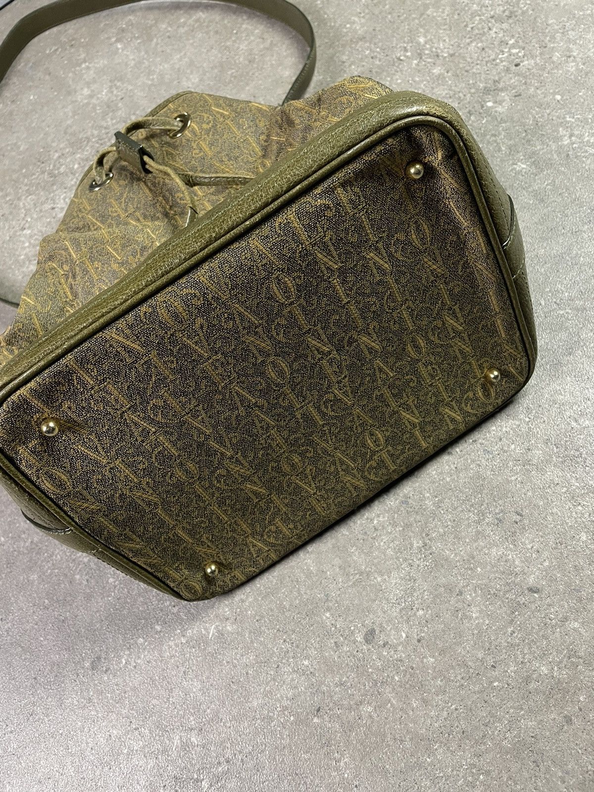 Valentino × Vintage Vintage 90s Valentino Garavani Bucket Bag Size ONE SIZE - 2 Thumbnail