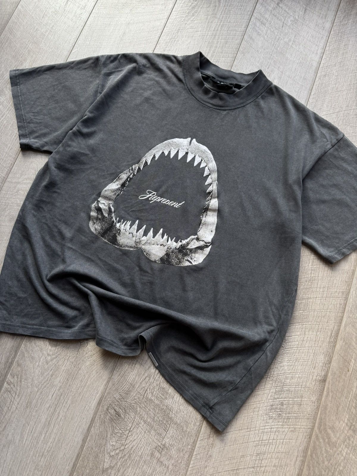 Represent Clo. Represent Shark Jaw T-Shirt Size US L / EU 52-54 / 3 - 2 Thumbnail