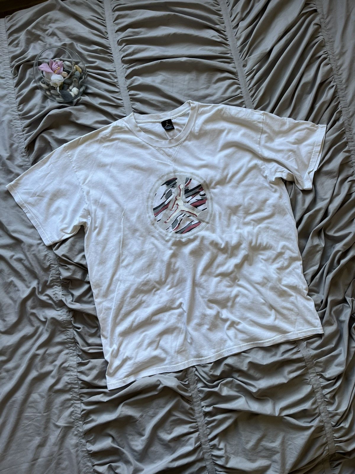 Jordan Brand Vintage Jordan Camo Logo Tee / Street Court Archive Size US XXL / EU 58 / 5 - 1 Thumbnail