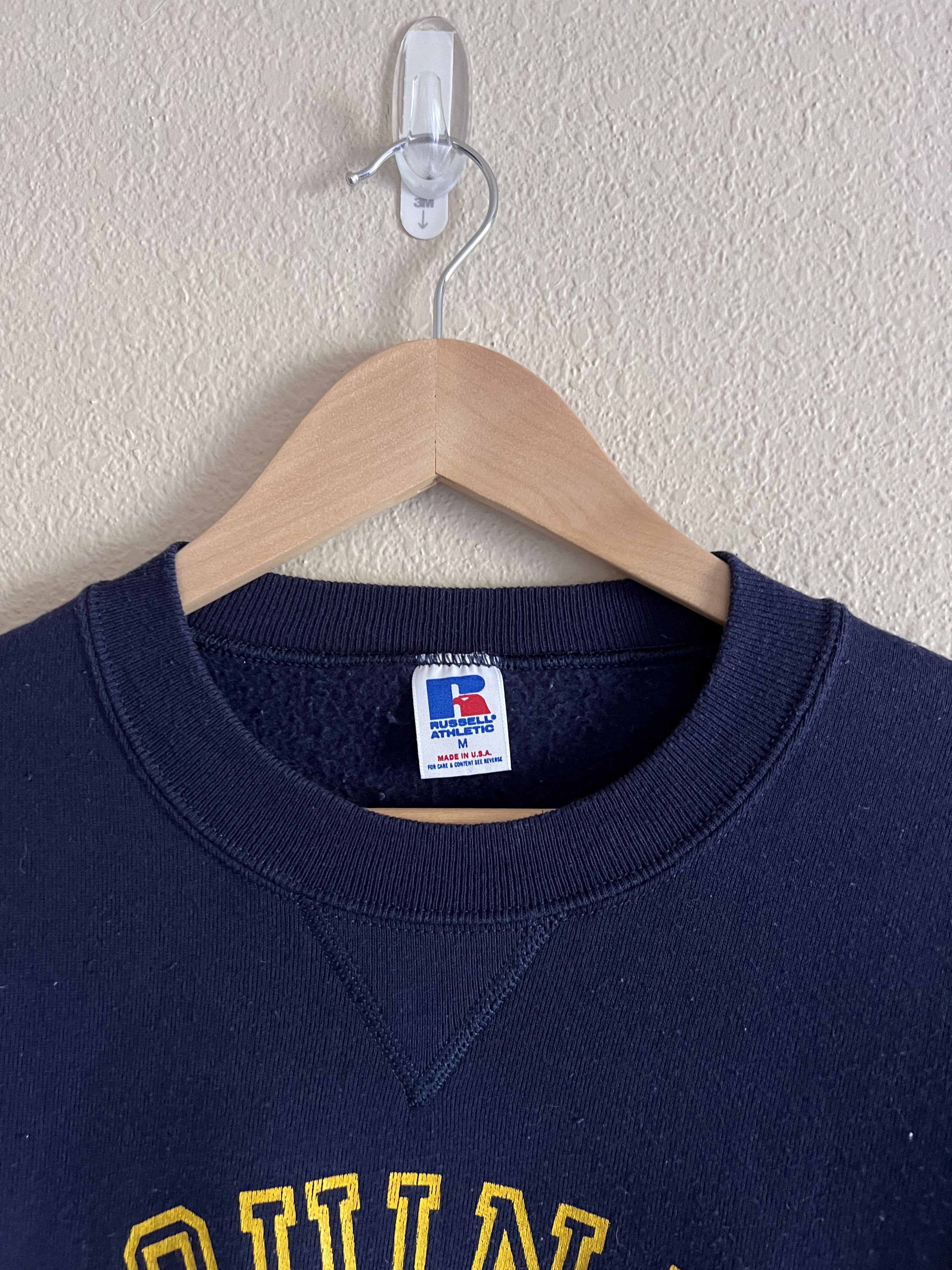 Russell Athletic Vintage 90s Russell Athletic Aquinas Raiders Sweatshirt Size US M / EU 48-50 / 2 - 2 Thumbnail