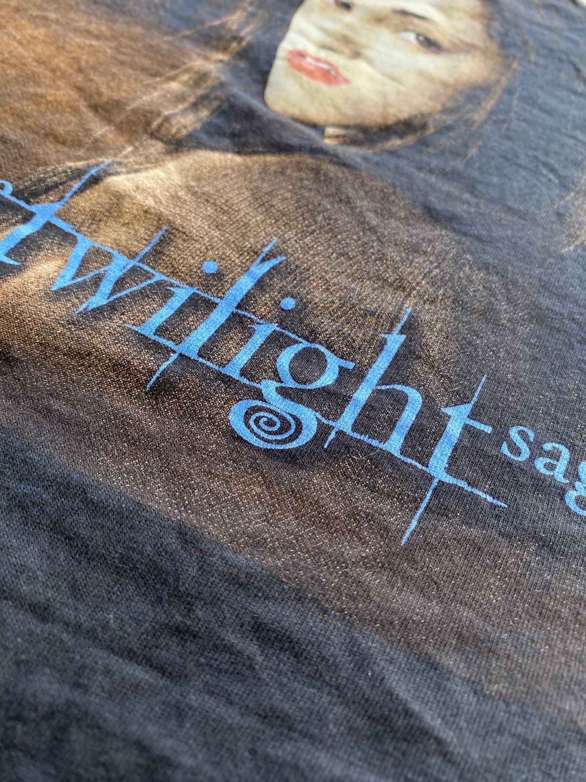 Band Tees 🔥Twilight Saga Movie Black tee top s rare Size S / US 4 / IT 40 - 5 Thumbnail