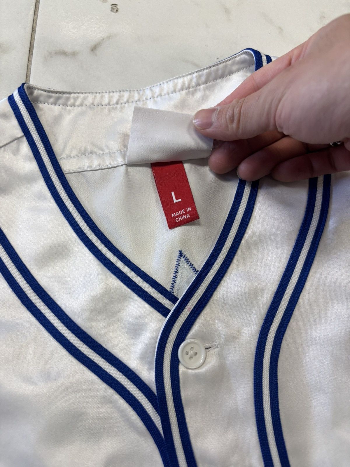 Mitchell & Ness × Supreme Supreme Mitchell and Ness Satin Baseball jersey white Size US L / EU 52-54 / 3 - 4 Thumbnail