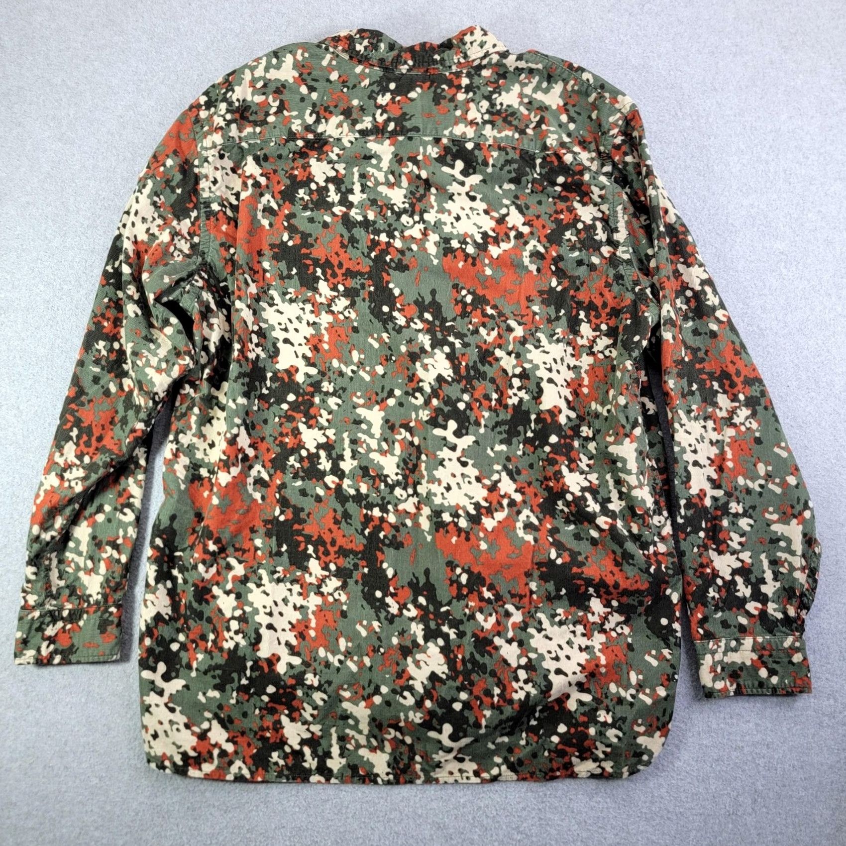 Levi's Levis Shirt Mens Large Multicolor Camouflage Corduroy Long Sleeve Button-Up Relaxed Size US L / EU 52-54 / 3 - 4 Thumbnail