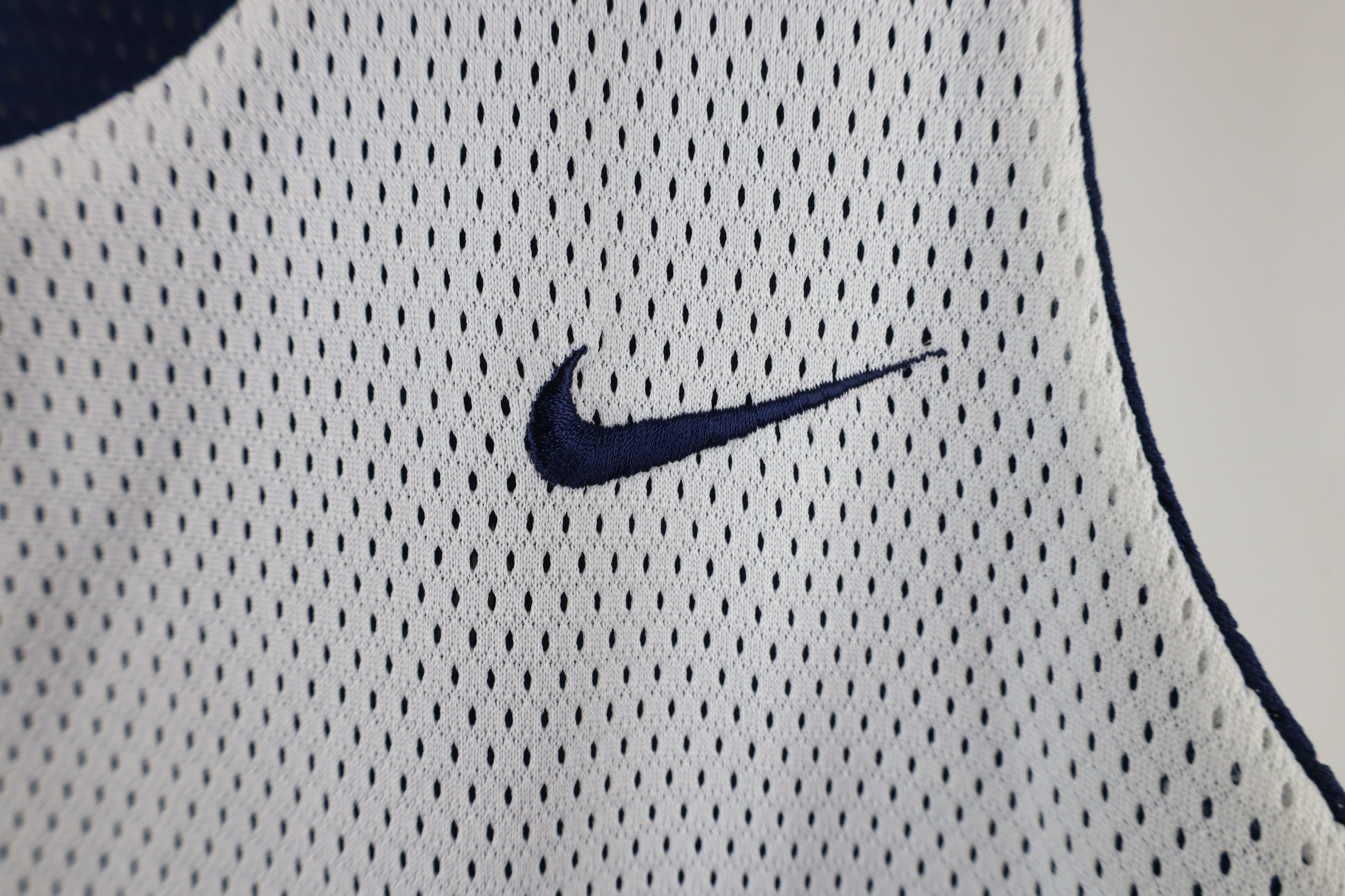 Nike × Vintage Vintage Nike Mini Swoosh Reversible Mesh Basketball Jersey Size US S / EU 44-46 / 1 - 4 Thumbnail