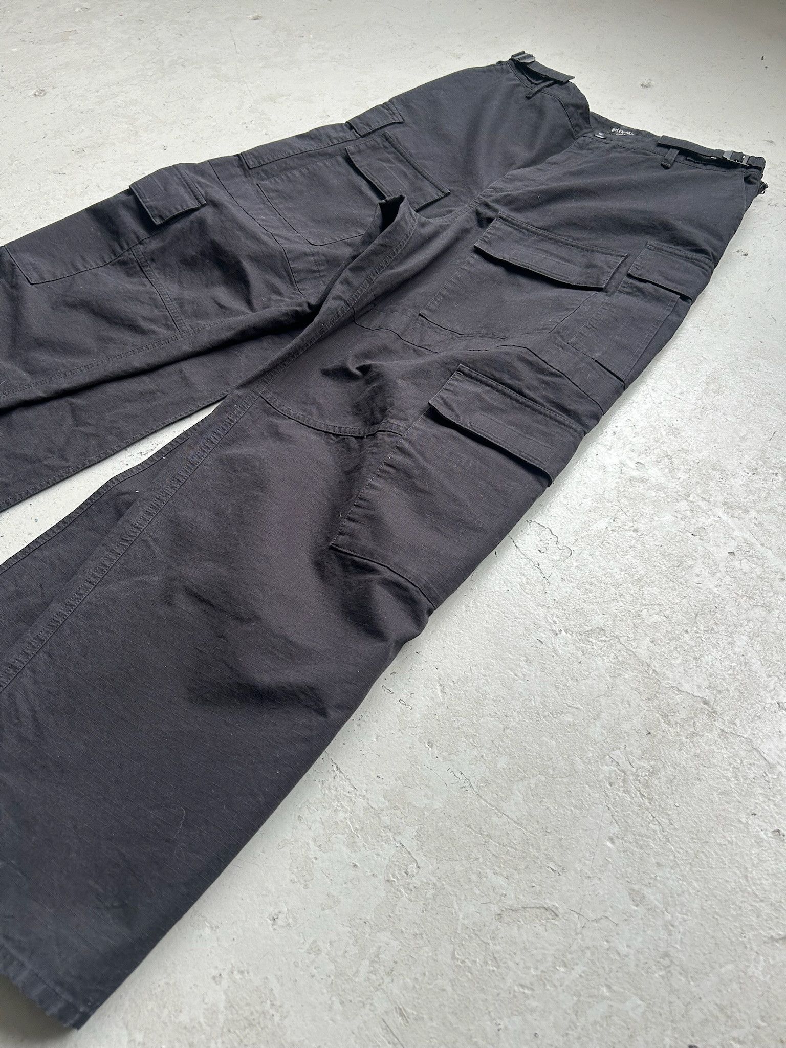 Balenciaga Balenciaga Black Apron Cargos Size US 34 / EU 50 - 2 Thumbnail