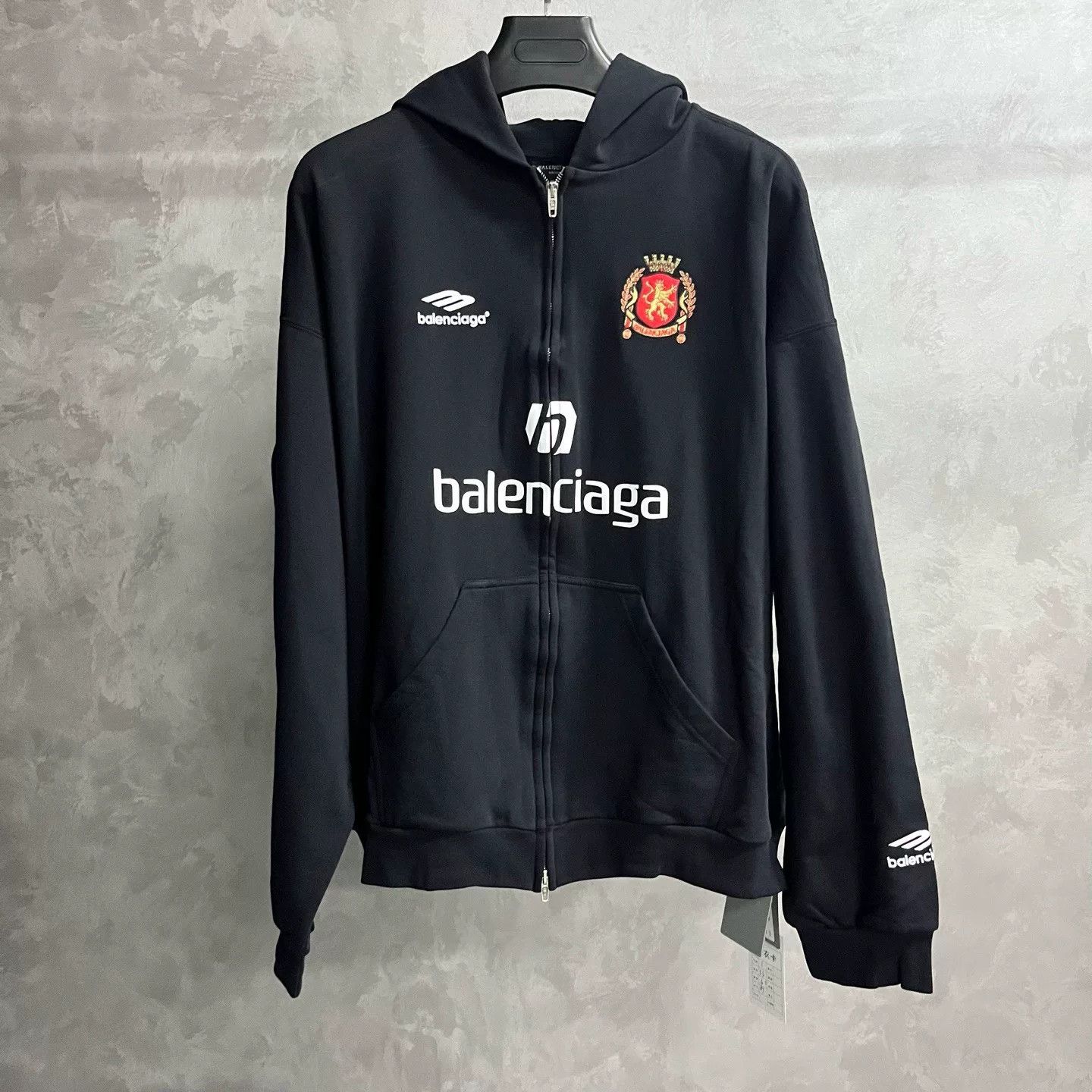 Balenciaga Balenciaga Printed Hoodie l Men Size US L / EU 52-54 / 3 - 1 Thumbnail
