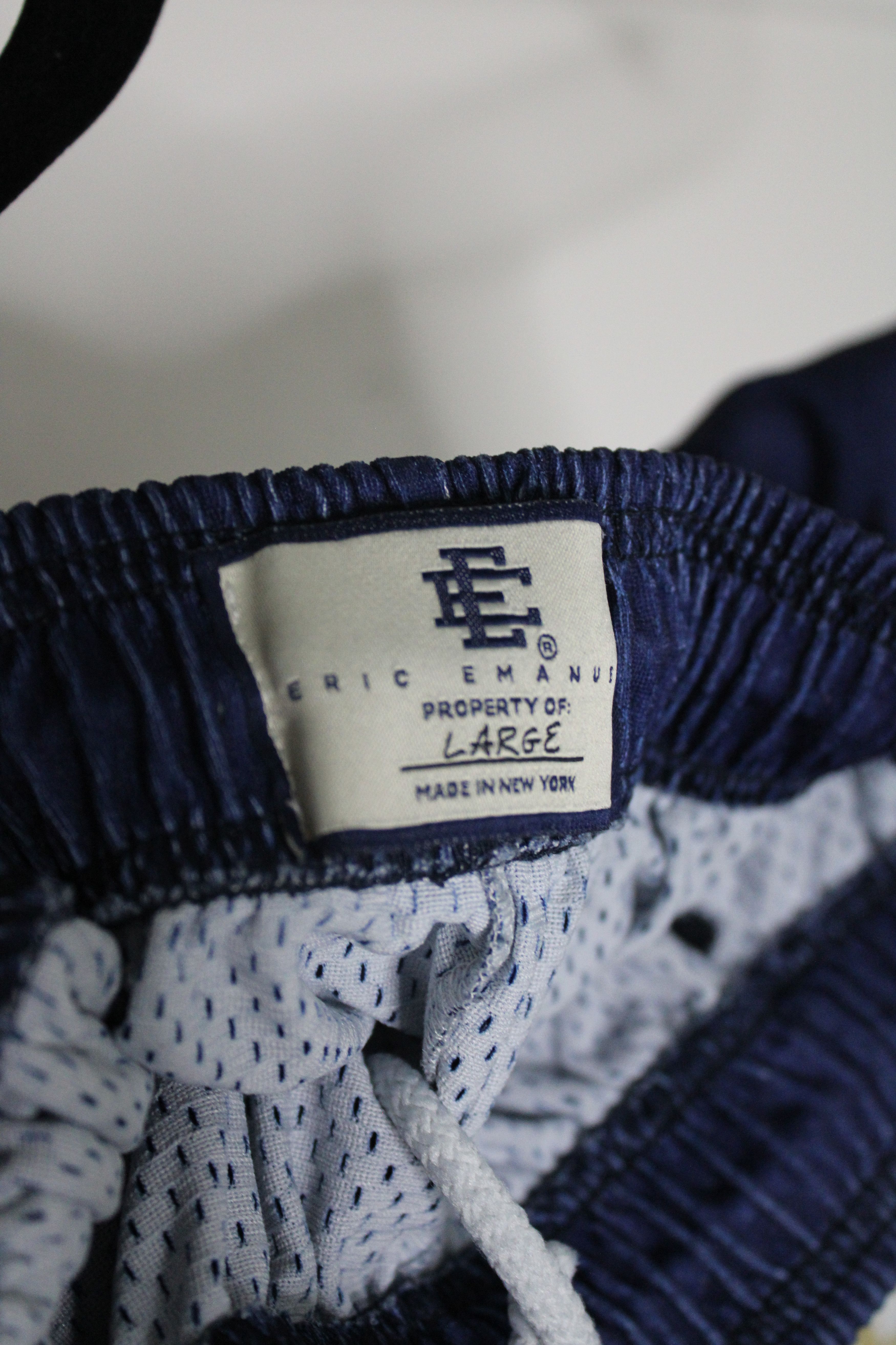 Eric Emanuel EE Basic Short Navy Summit Mountain Print Size US 32 / EU 48 - 3 Thumbnail