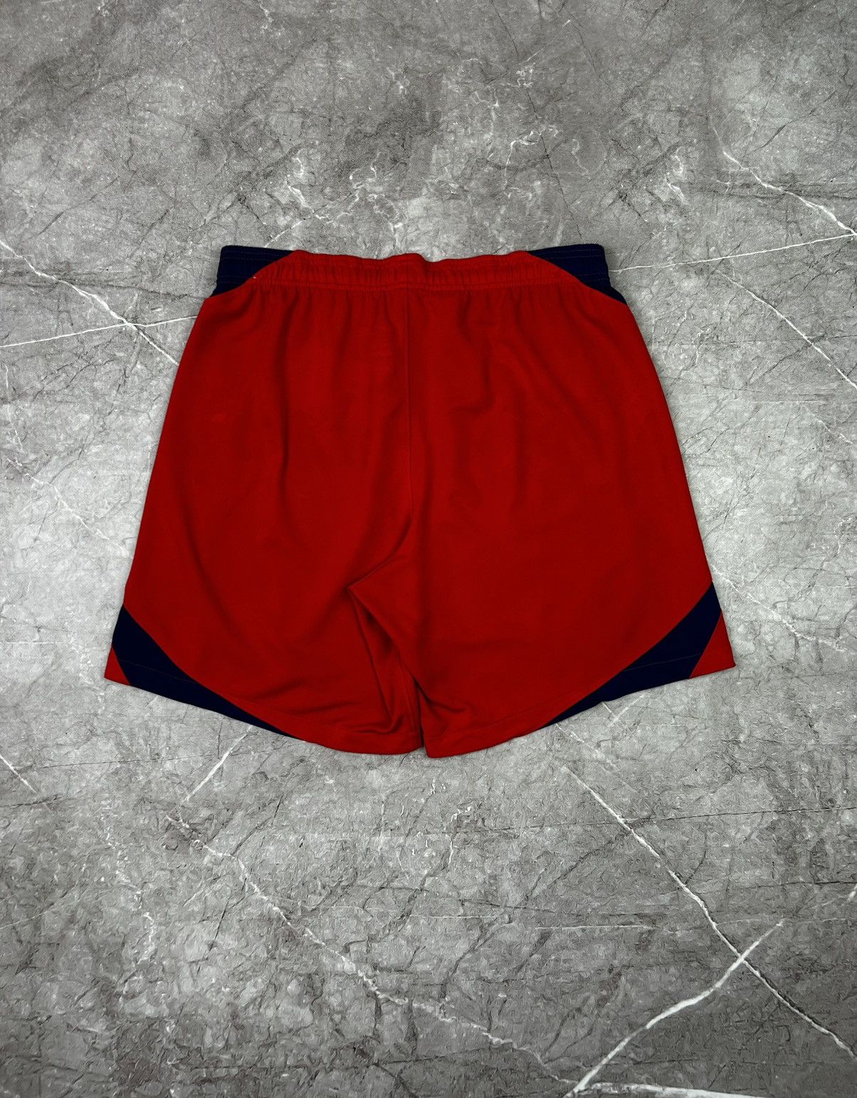Nike × Vintage Nike England Soccer Shorts Size L Size US 33 - 11 Thumbnail