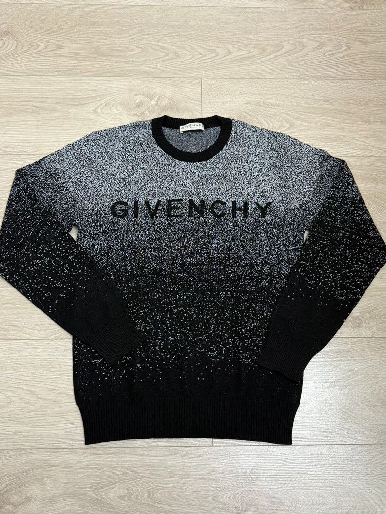 Givenchy Givenchy Starry Sky Gradient Sweater 2506-Nextarrow Size US XS / EU 42 / 0 - 1 Thumbnail