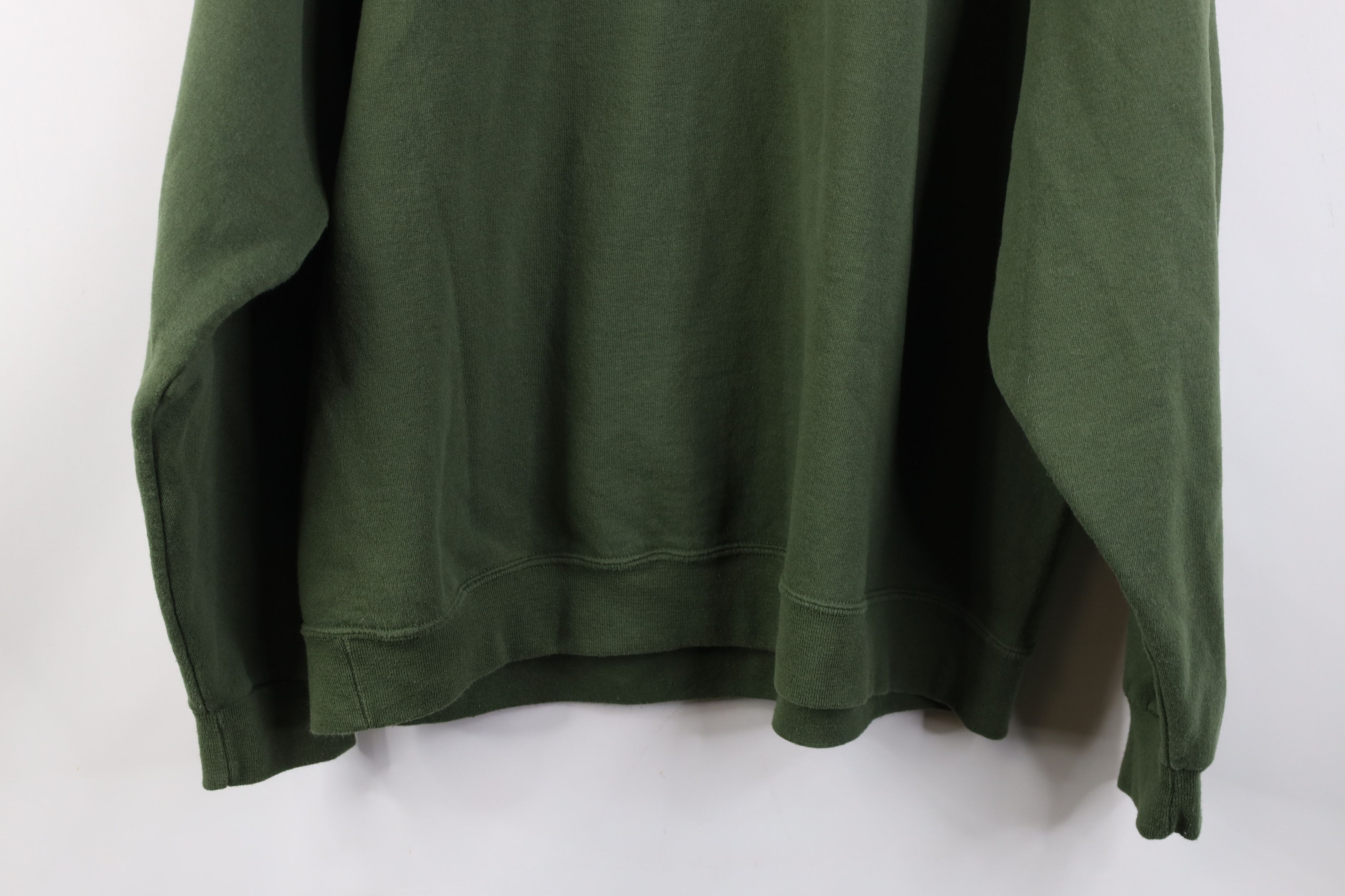 Vintage Vintage 90s Streetwear Faded Blank Crewneck Sweatshirt Green Size US XXL / EU 58 / 5 - 11 Thumbnail
