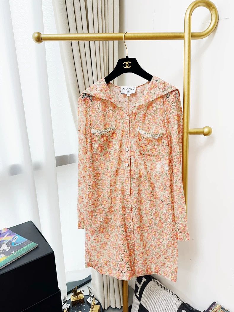 Chanel 25P Orange Hooded Jacket - dmc