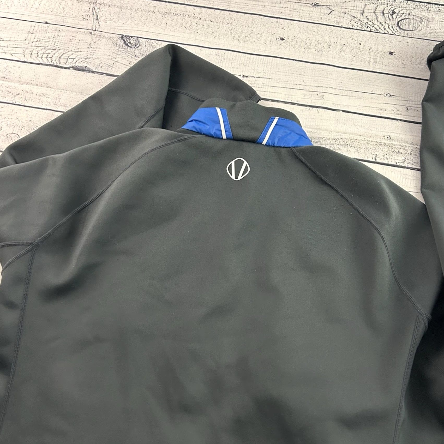 Vintage Sunice Huxley Thermal Hybrid Full Zip Golf Jacket Men L Gray Blue Jacket Mens Golf Full Zip Sunice Huxley Thermal Hybrid Gray Blue Size US L / EU 52-54 / 3 - 7 Thumbnail