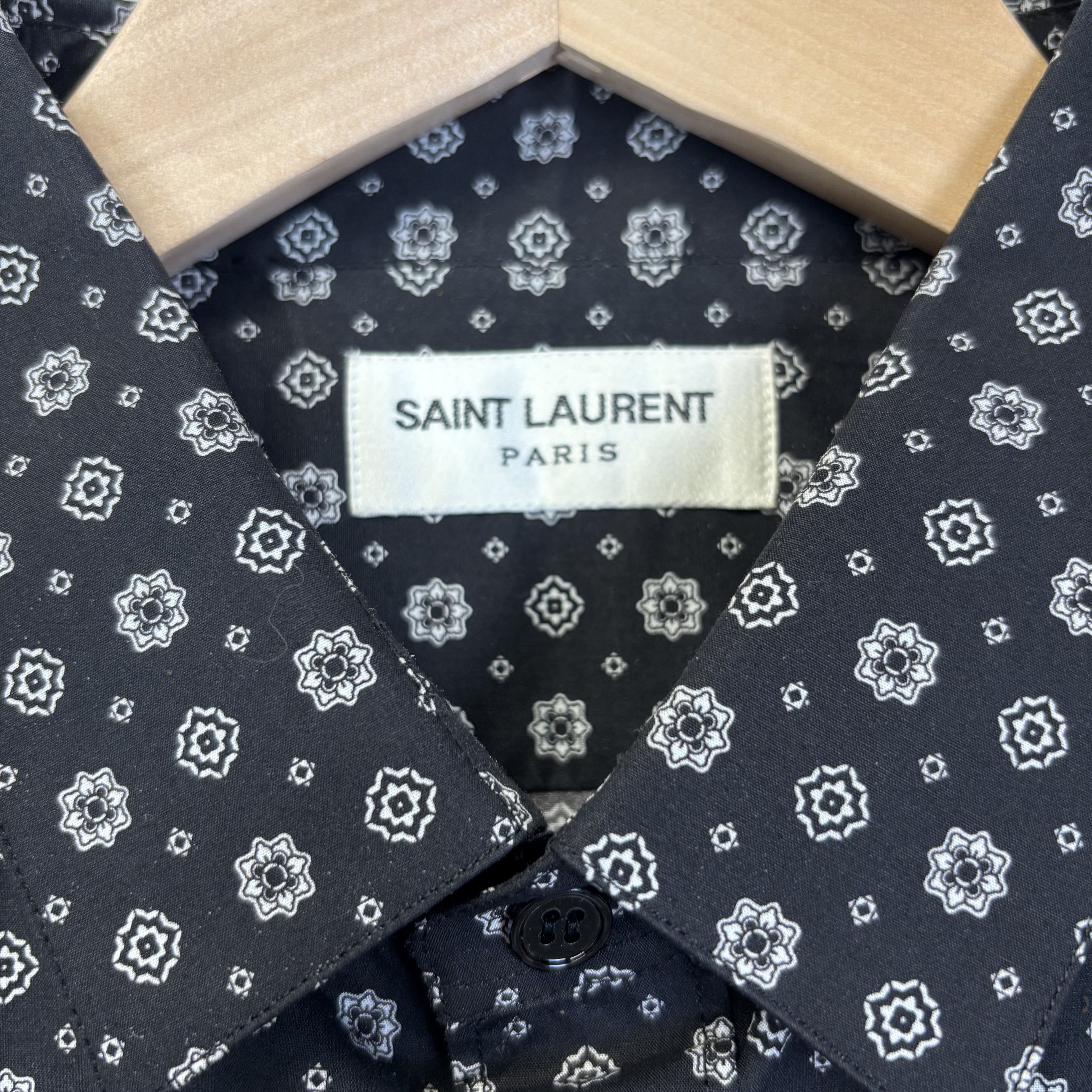 Saint Laurent Paris Saint Laurent Black Geometric Shirt Size US L / EU 52-54 / 3 - 2 Thumbnail