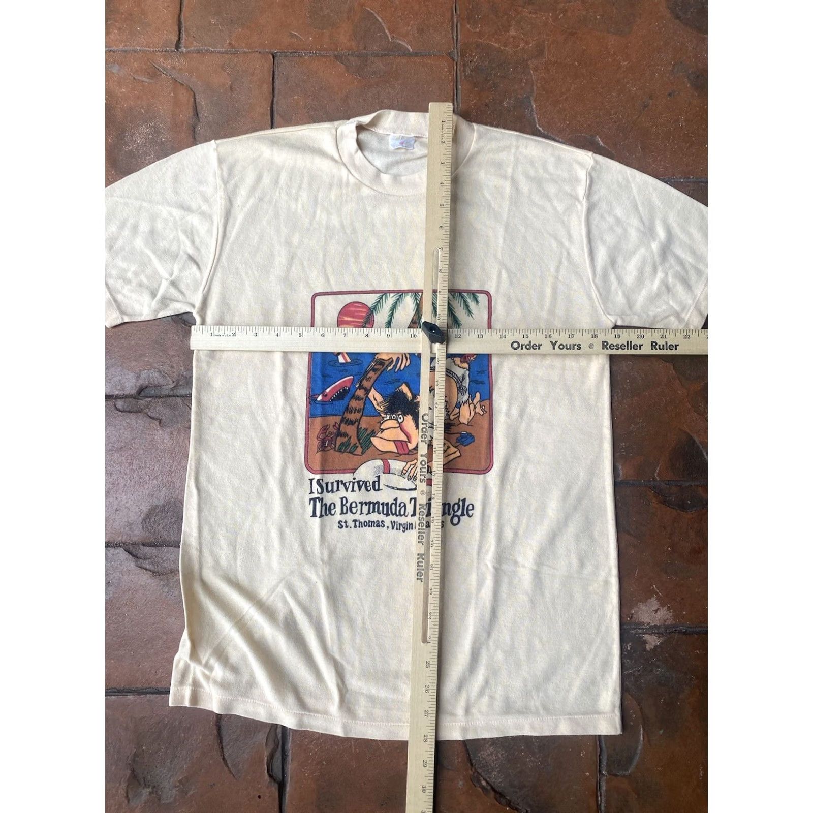 Triangl VINTAGE I Survived The Bermuda Triangle Comedy T-Shirt XL Single Stitch Shirt Mens 80s Crew Neck Short Sleeve Cotton Polyester Cream Size US L / EU 52-54 / 3 - 5 Thumbnail