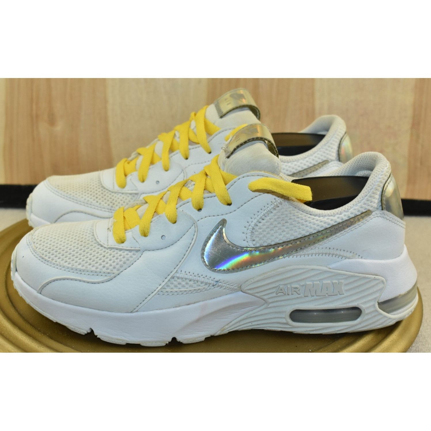 Nike Nike Air Max Excee Womens Shoes Size 8.5 White Athletic Runn Size US 8.5 / IT 38.5 - 5 Thumbnail