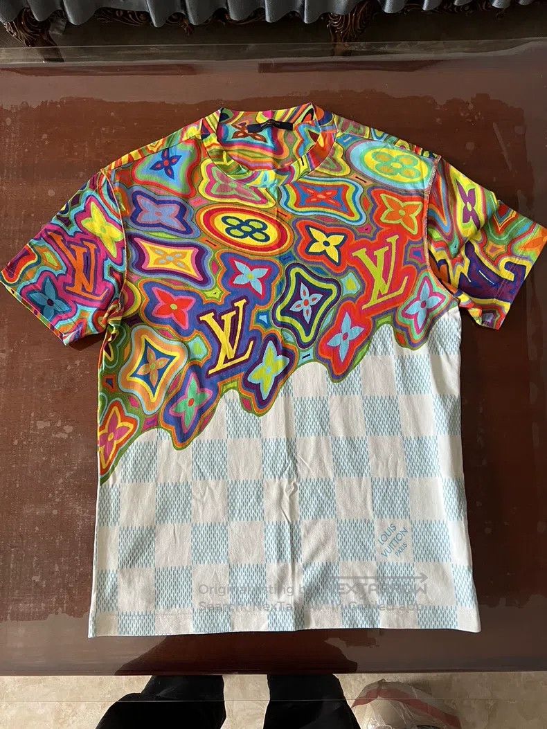 Louis Vuitton Louis Vuitton Full logo short sleeves Size US M / EU 48-50 / 2 - 1 Thumbnail