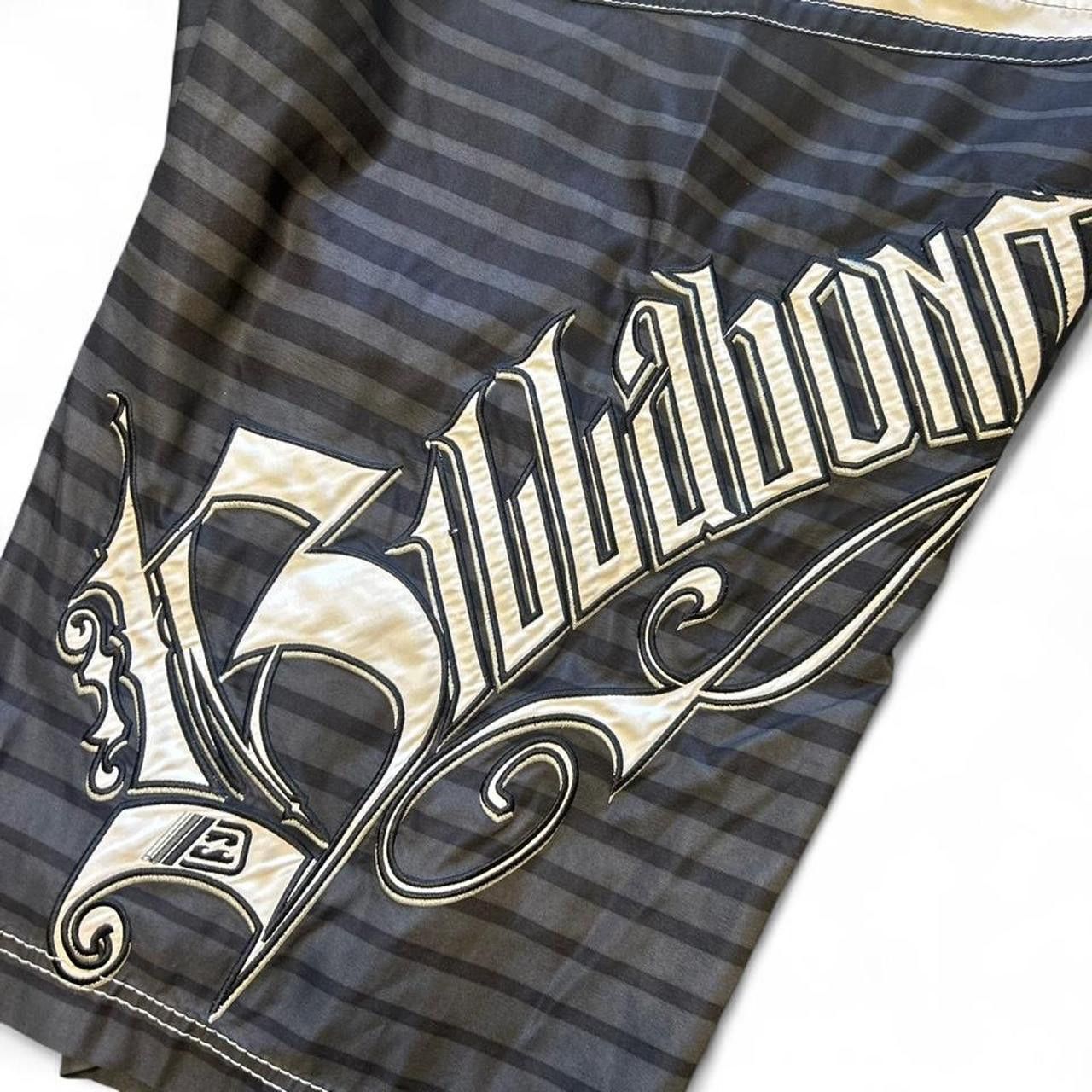 Billabong Vintage Billabong Brain Grubb Board Shorts Size 36 Size US 36 / EU 52 - 1 Thumbnail