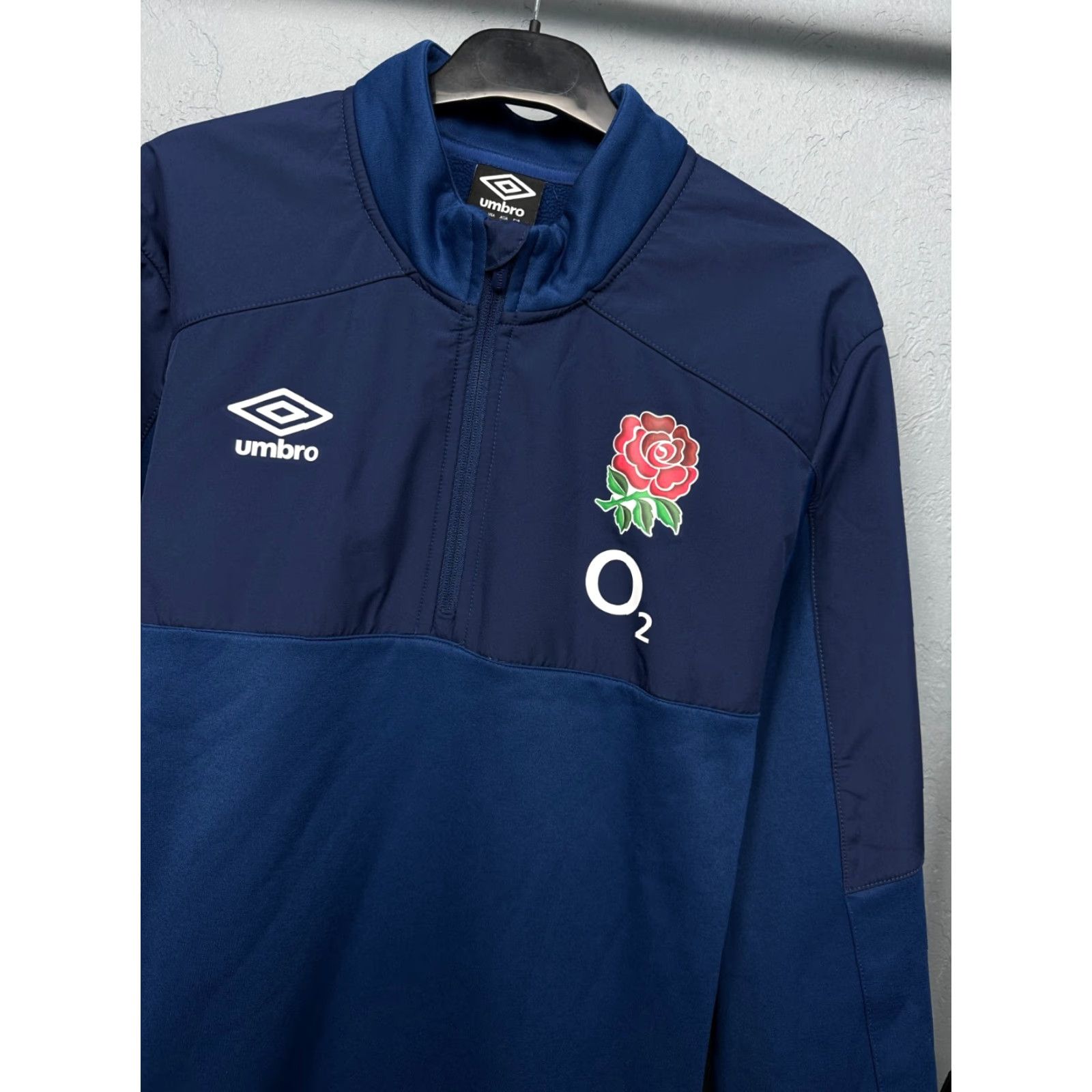 Umbro Umbro O2 England Rugby 1/4 Zip Long Sleeve Jersey XXL Blue Logo Sweatshirt Mens Size US XXL / EU 58 / 5 - 2 Thumbnail
