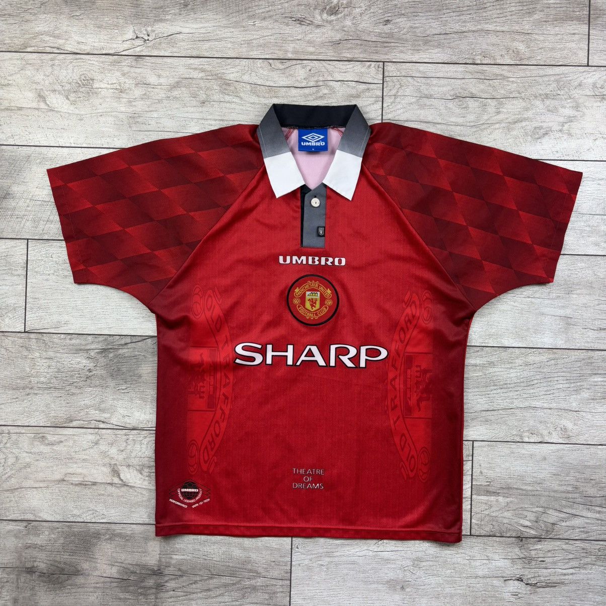 Umbro Manchester United Home Shirt 1996-1998 Size US M / EU 48-50 / 2 - 1 Thumbnail