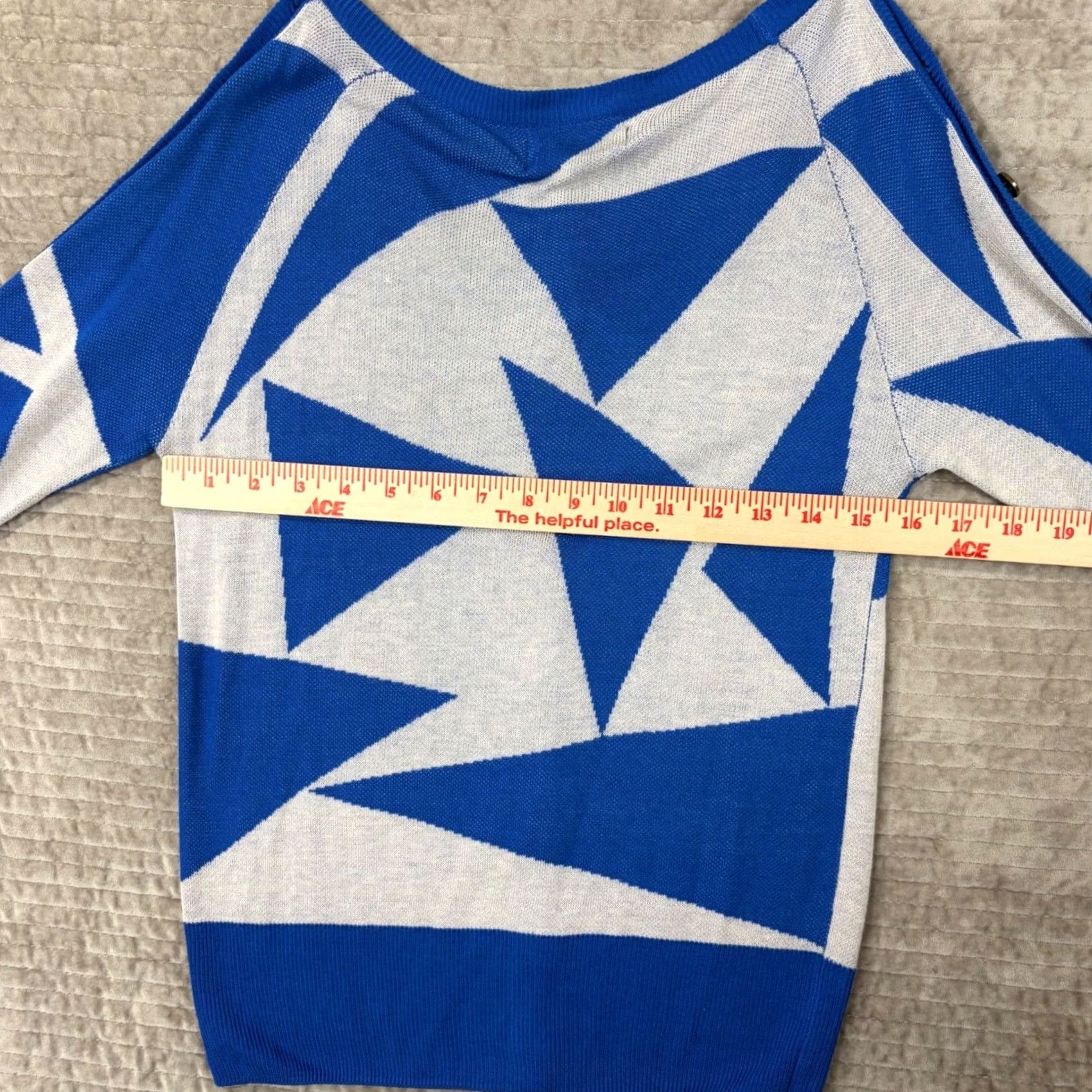 Vintage Numph Anna Blue White Geometric Button Cold Shoulder Cardigan Sweater M NS? Size M / US 6-8 / IT 42-44 - 5 Thumbnail