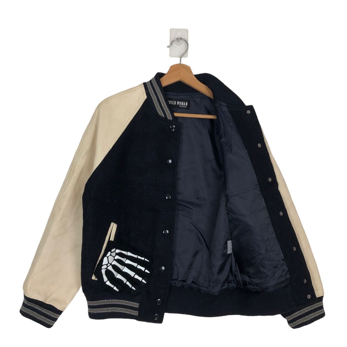 Japanese Brand 🔥VINTAGE VARSITY JACKET JAPAN CHILD WOMAN Size US M / EU 48-50 / 2 - 8 Thumbnail