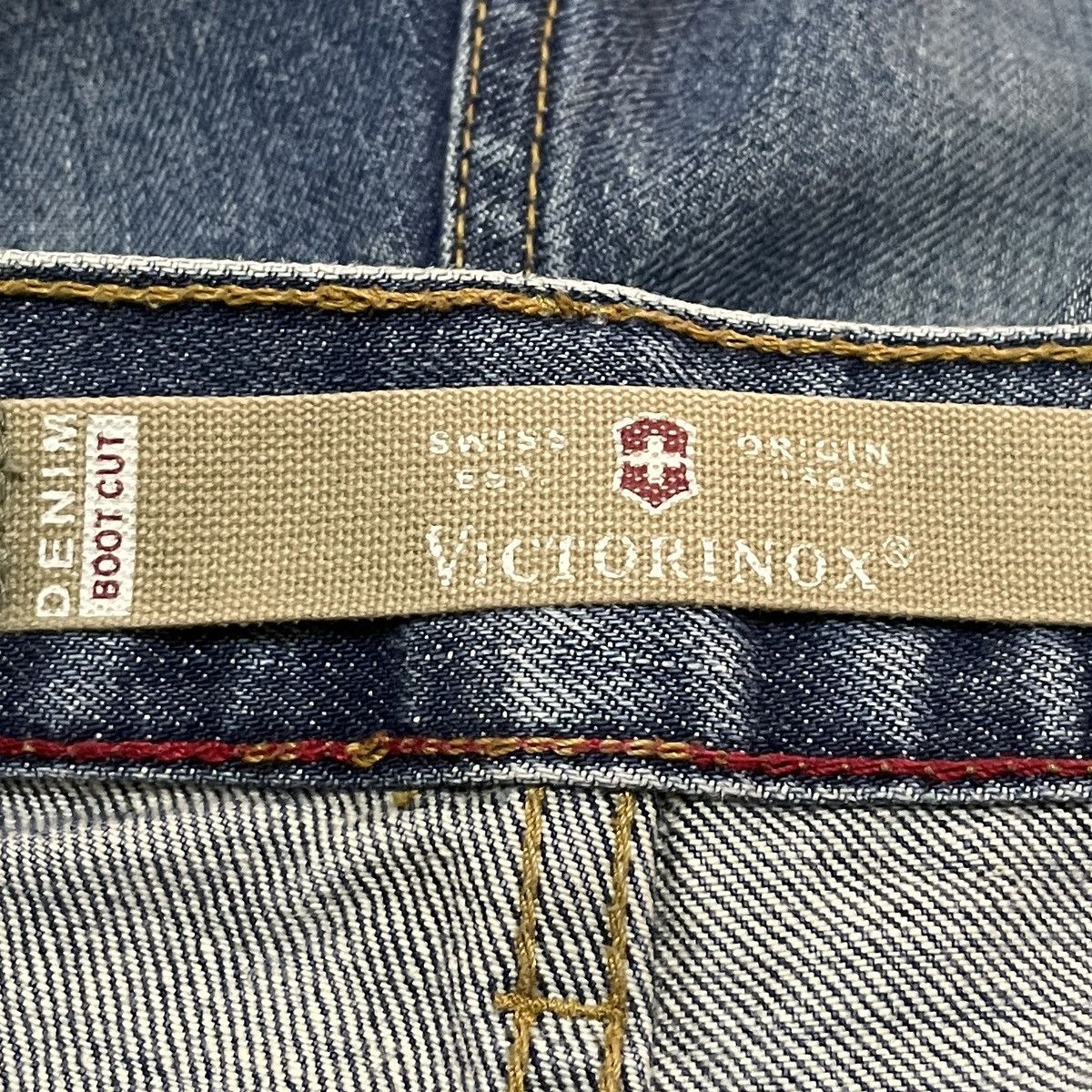 Victorinox Rare Design Vintage Victorinox Baggy Oversized Jeans 2000s Size US 38 / EU 54 - 9 Thumbnail