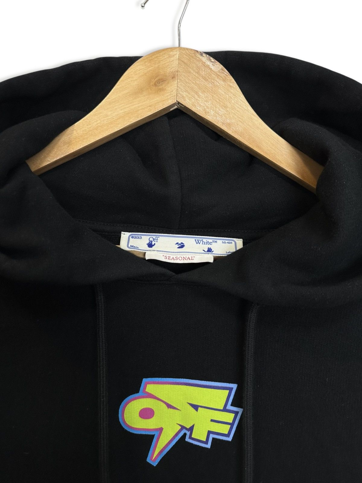Off-White Off-White Degrade Thund Skate Hoodie – Size L Size US L / EU 52-54 / 3 - 6 Thumbnail