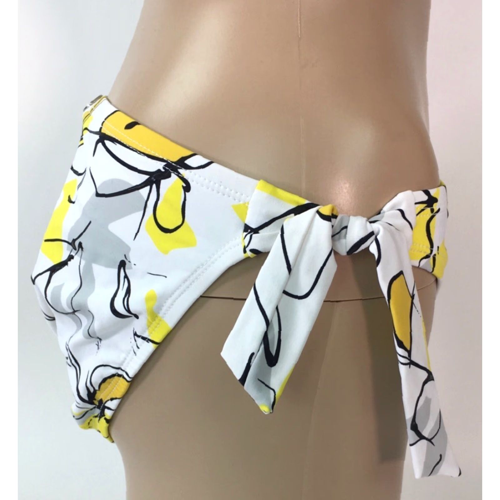 Jantzen Jantzen Bikini Swim Bottom Women Size 12 White Yellow Geometric Ties Nylon Regular Size 34" / US 12 / IT 48 - 3 Thumbnail