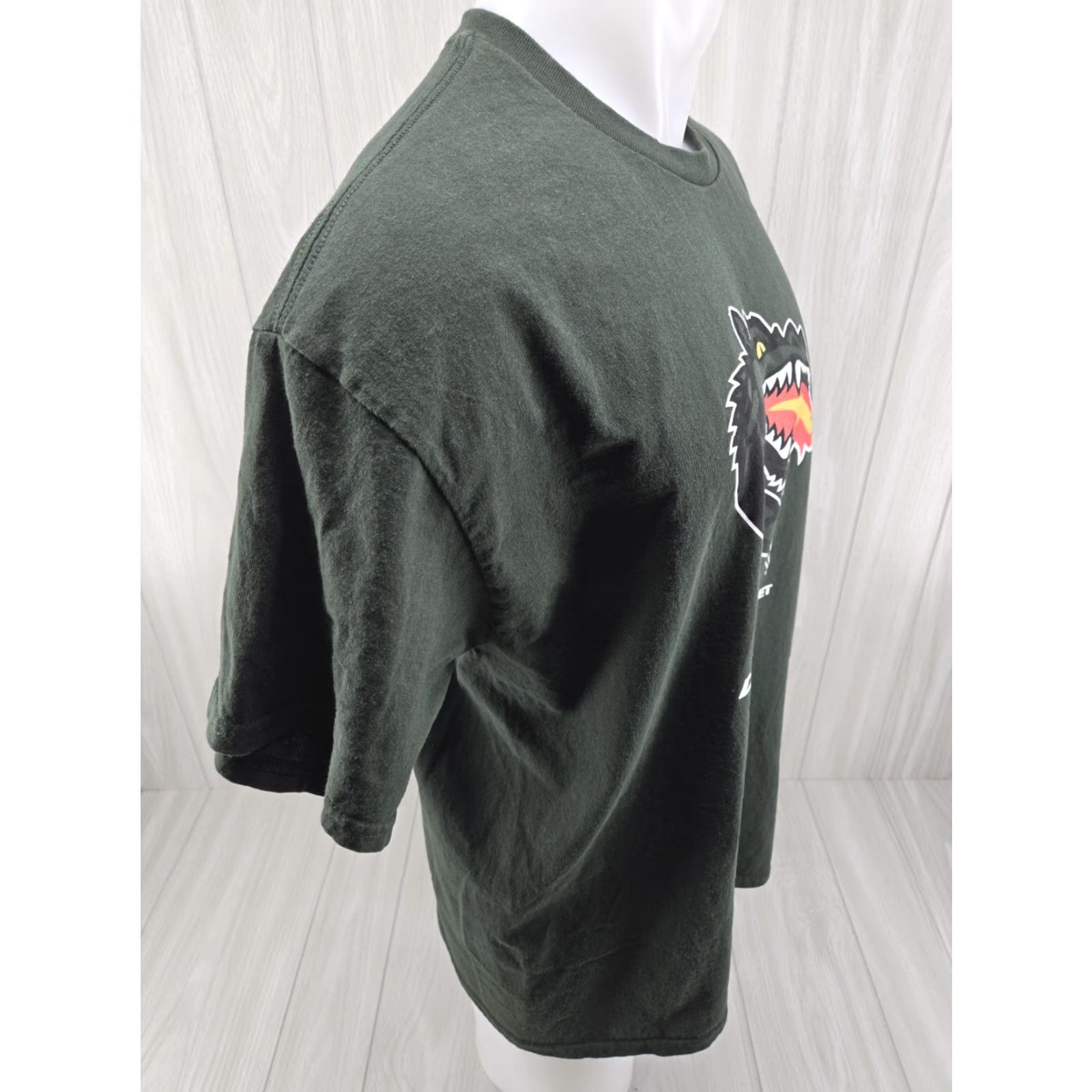 Gildan UAB Blazers Chevy Dealers Short Sleeve Shirt Men's XL STAINED Green Graphic Print T-Shirt Men XL Shir t Size US XL / EU 56 / 4 - 7 Thumbnail