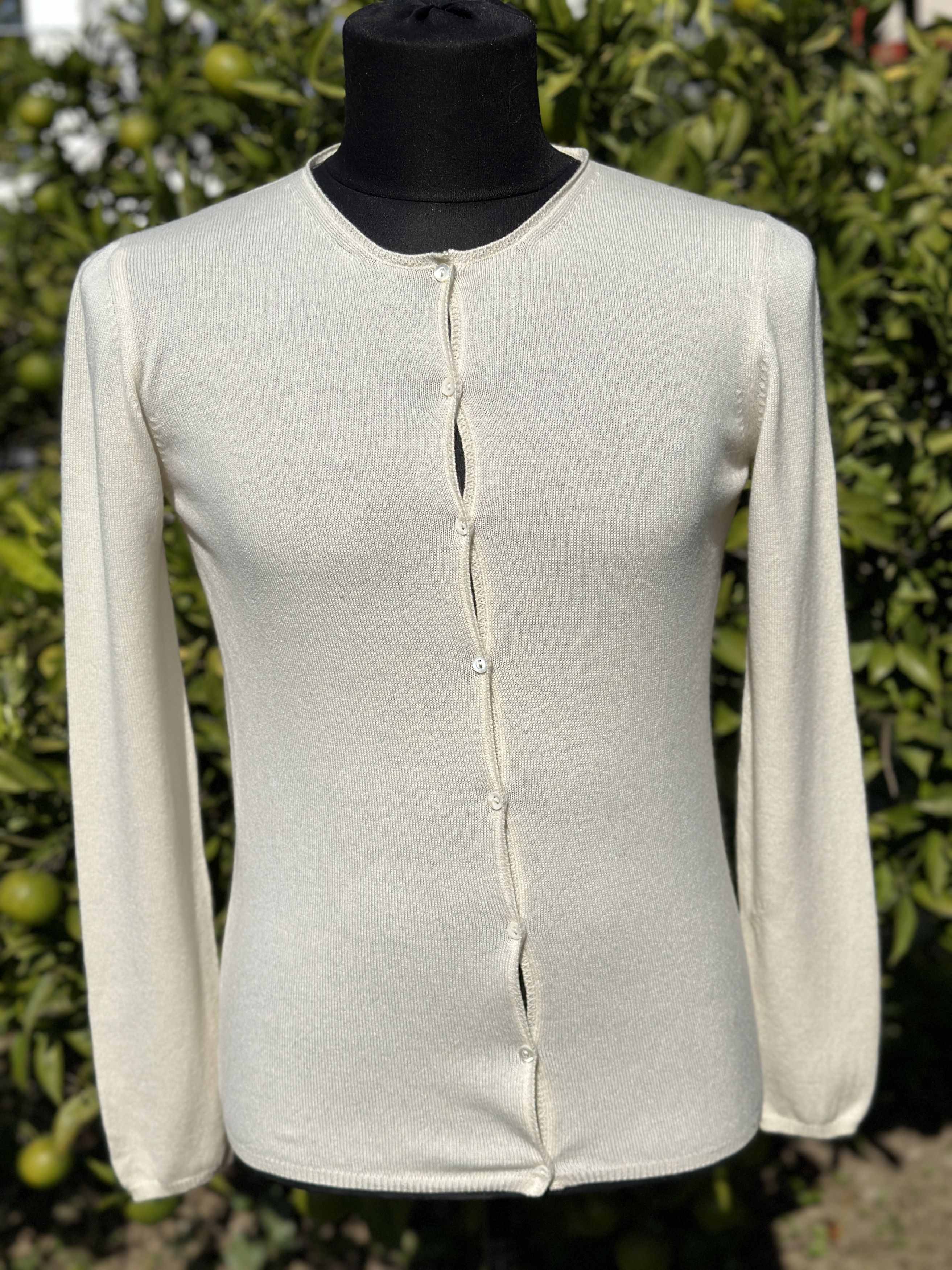 Loro Piana Cashmere Loro Piana Cardigan Buttons Size 46 M L Size L / US 10 / IT 46 - 5 Thumbnail