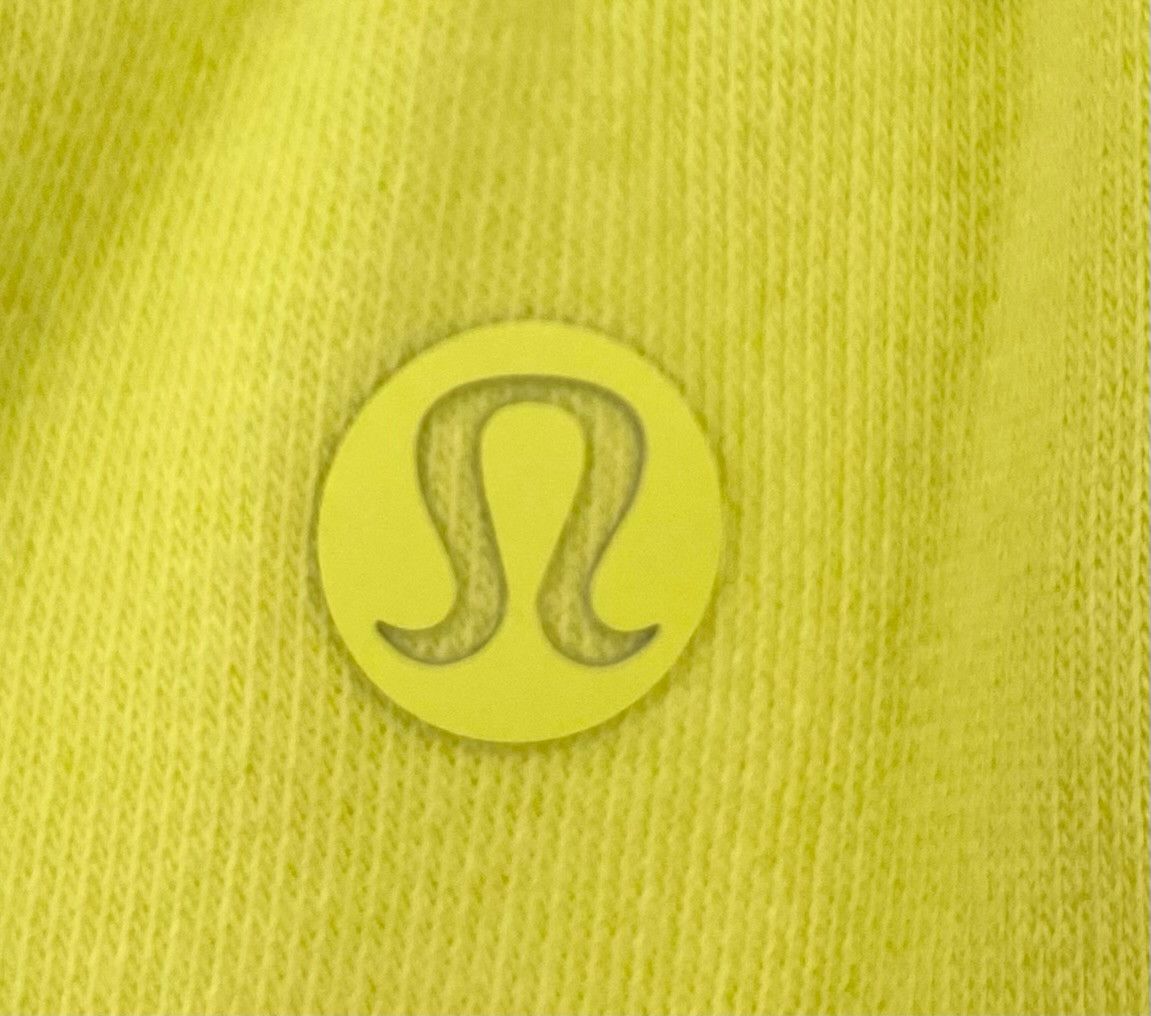 Lululemon NWT Lululemon Loungeful Neon Yellow Sweat Shorts 10 Size 34" / US 12 / IT 48 - 6 Thumbnail
