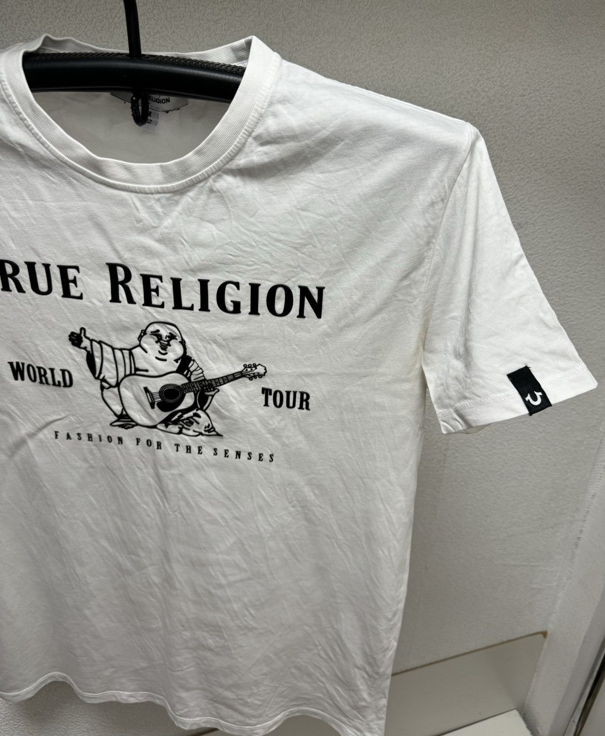True Religion True religion white t-shirt big logo M sz Size US M / EU 48-50 / 2 - 2 Thumbnail