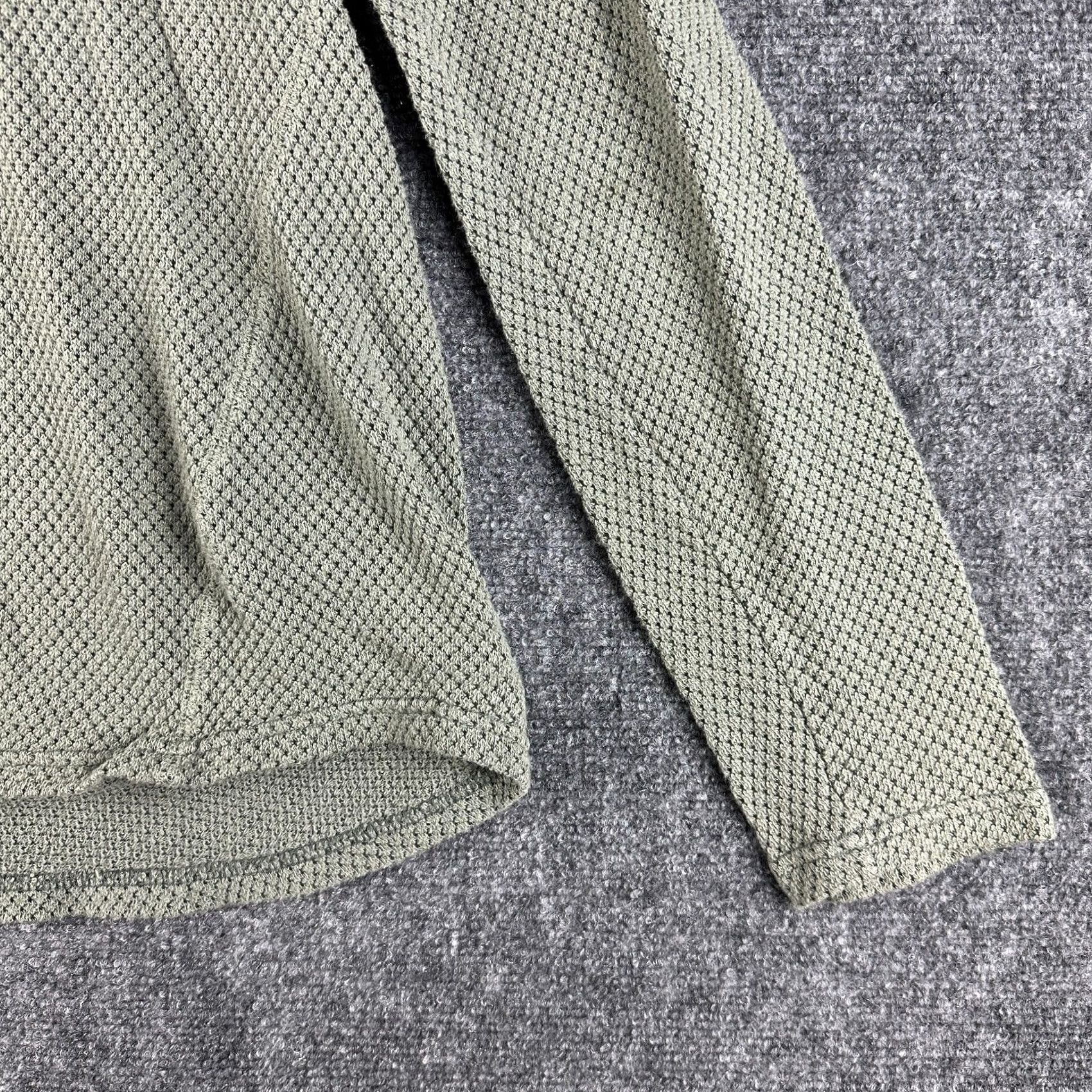 Vintage KUHL Top Womens Large Green Cotton Knit Tee Long Sleeve V-Neck Curved Hem T-Shirt Regular Fit - Womens, Green, XL? Size L / US 10 / IT 46 - 2 Thumbnail