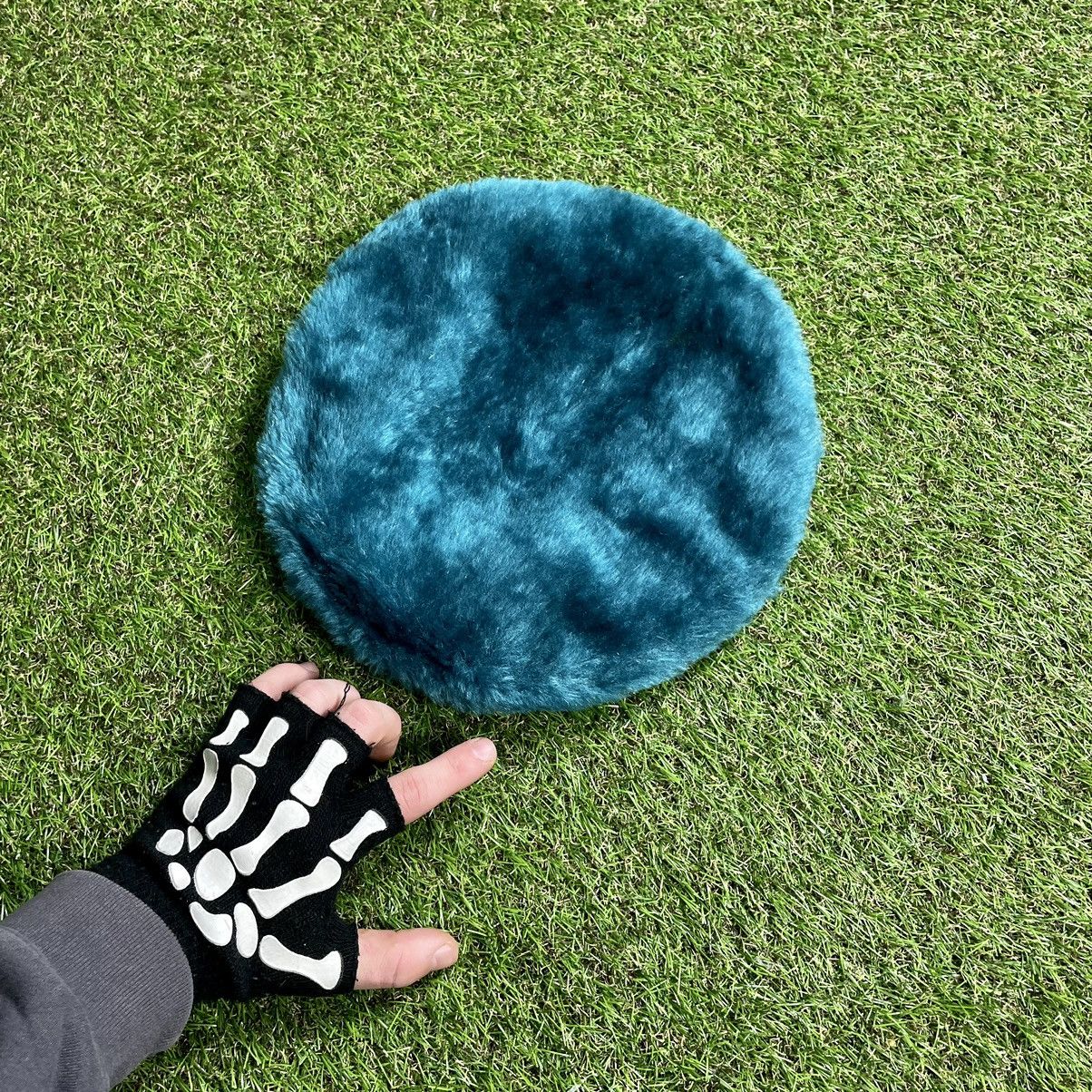 Vintage Vintage Y2K Fuzzy Beanie Alt Rave Streetwear Wide Leg OS Size ONE SIZE - 1 Thumbnail