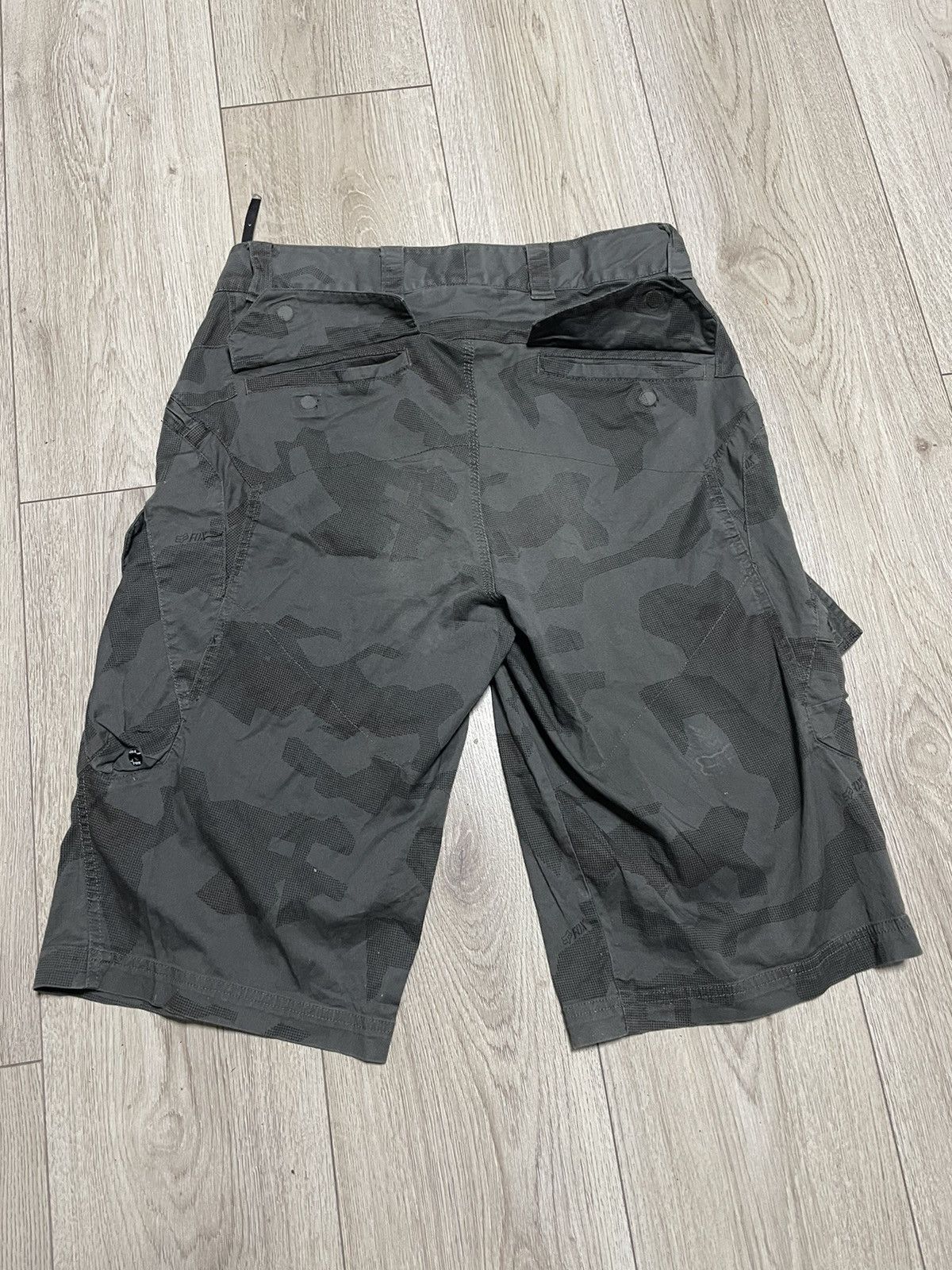 Fox Racing Crazy Baggy Fox MTB Camo Cargo Shorts Y2K Motocross Size US 30 / EU 46 - 3 Thumbnail