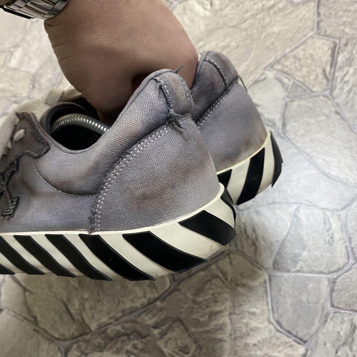 Off-White Off White Vulcanized - Grey suede Size US 10 / EU 43 - 8 Thumbnail